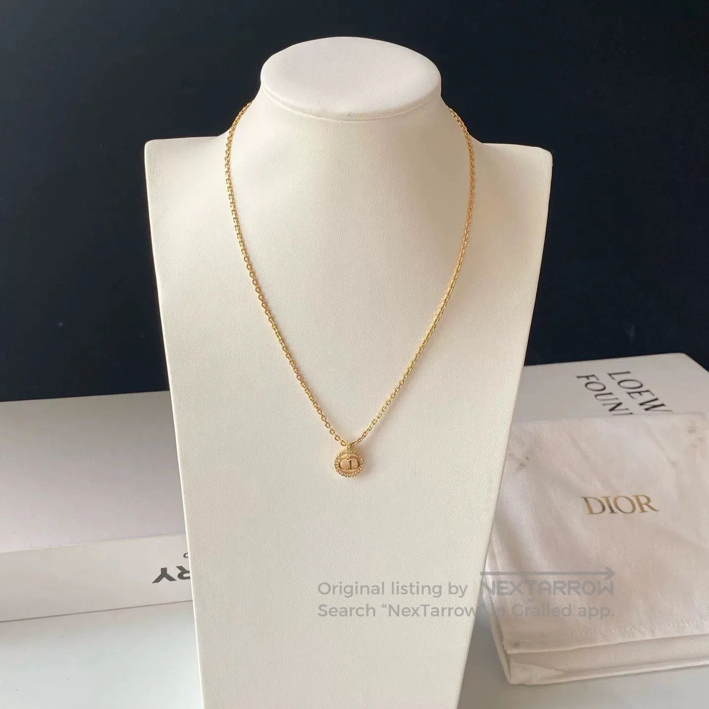 Dior Dior Gold Circle Diamond Necklace. Size ONE SIZE - 1 Thumbnail