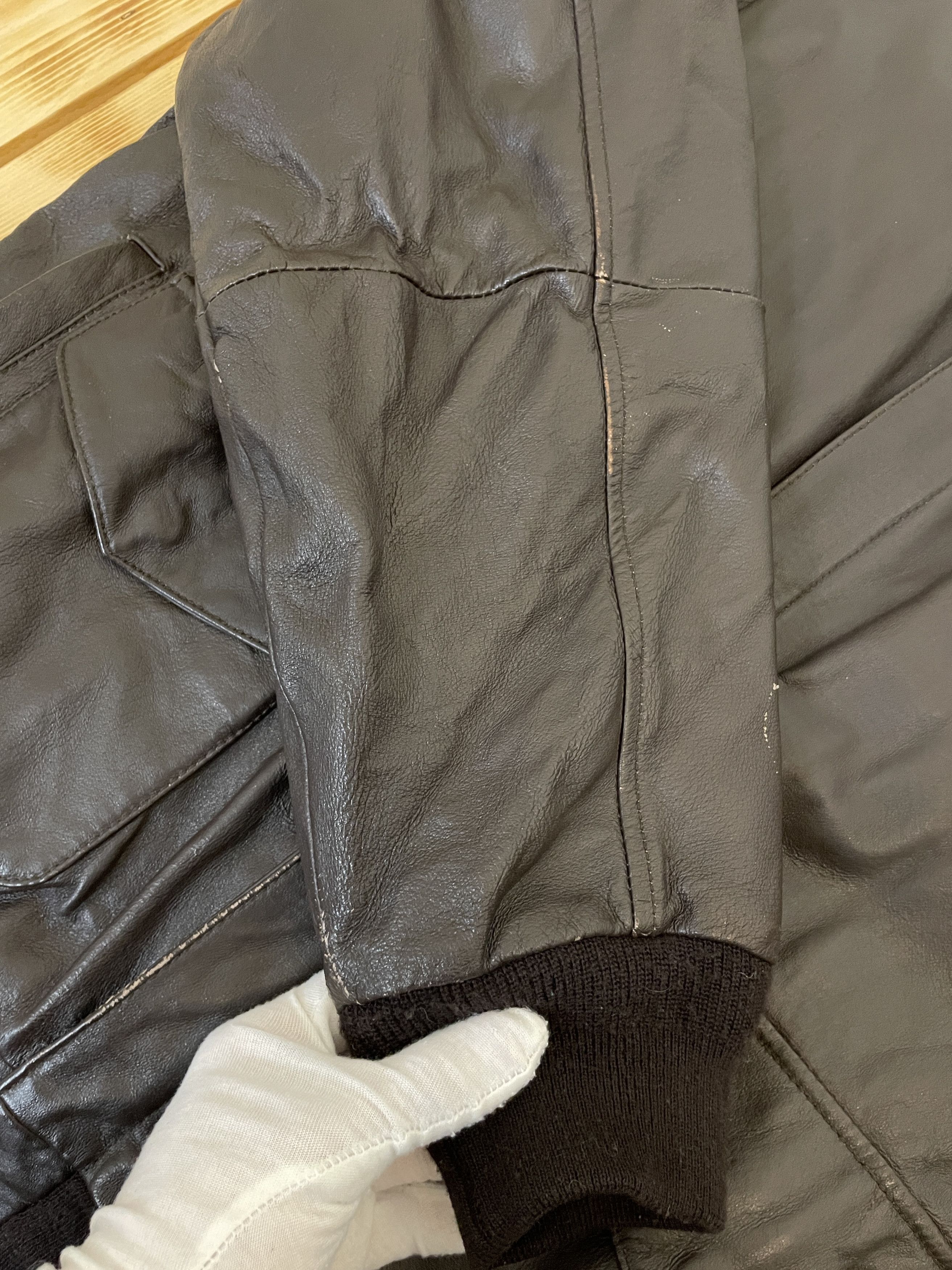 Other Vintage 90`s Airborne AirForce Genuine Leather Bomber Jacket Size US L / EU 52-54 / 3 - 9 Thumbnail
