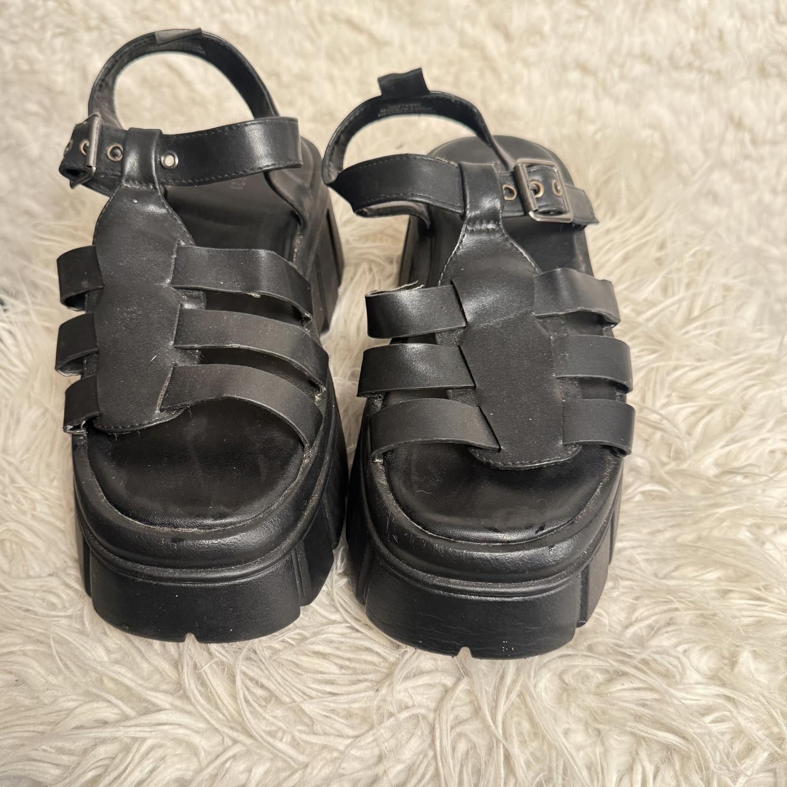 Urban Outfitters Urban Outfitters Platform Gladiator Sandals Size US 8 / IT 38 - 2 Thumbnail