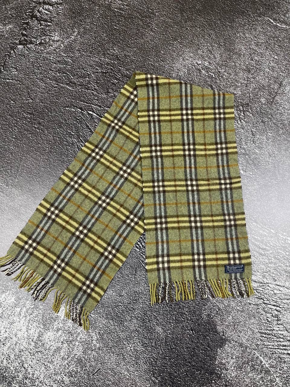Burberry Vintage Burberrys Scarf Wool 90s Y2K Streetwear Size ONE SIZE - 1 Thumbnail