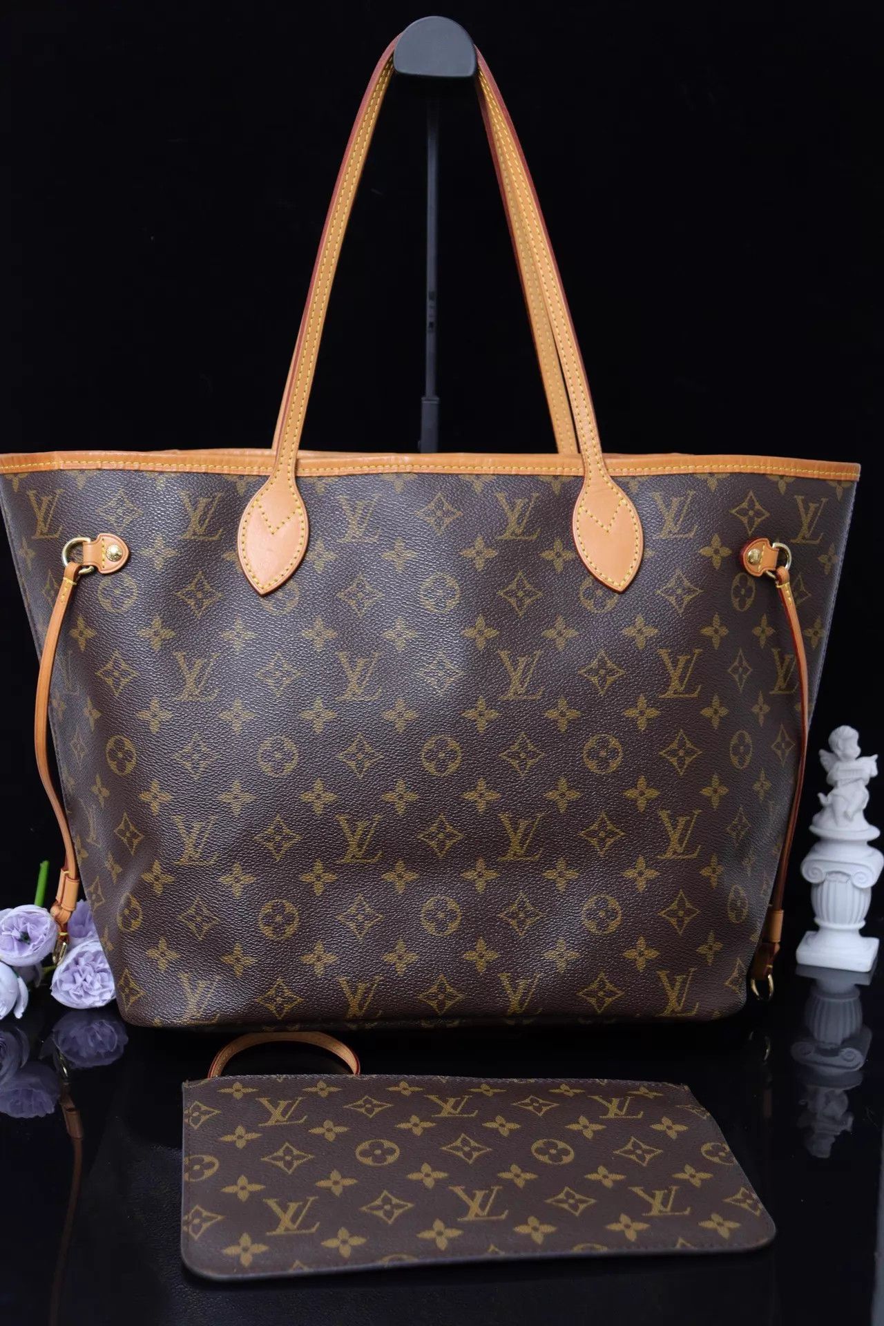Louis Vuitton LV Neverfull MM 32x29x17 15 with pouch Size ONE SIZE - 1 Thumbnail