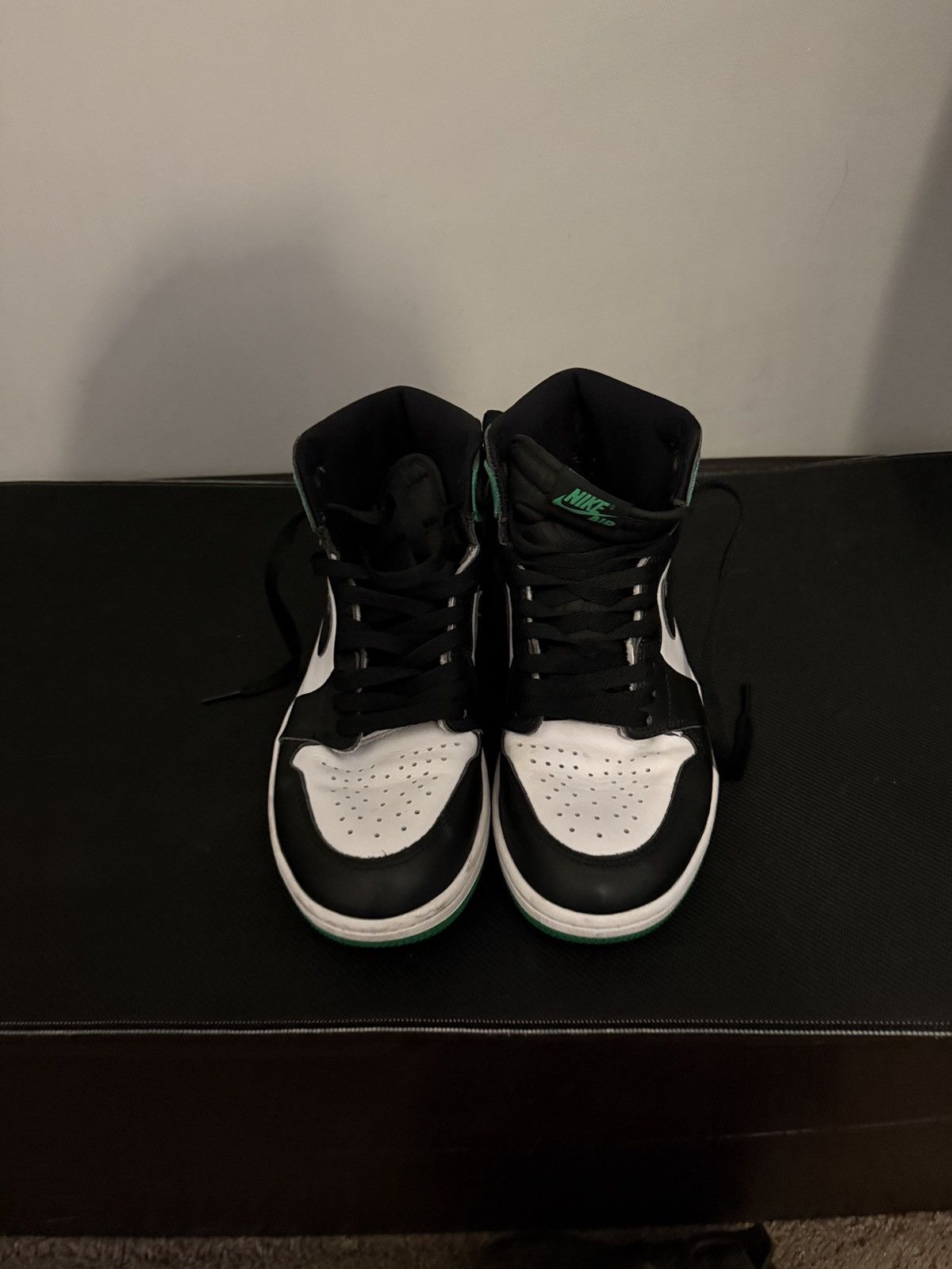 Jordan Brand Lucky Green Jordan 1 Size US 8.5 / EU 41-42 - 3 Thumbnail