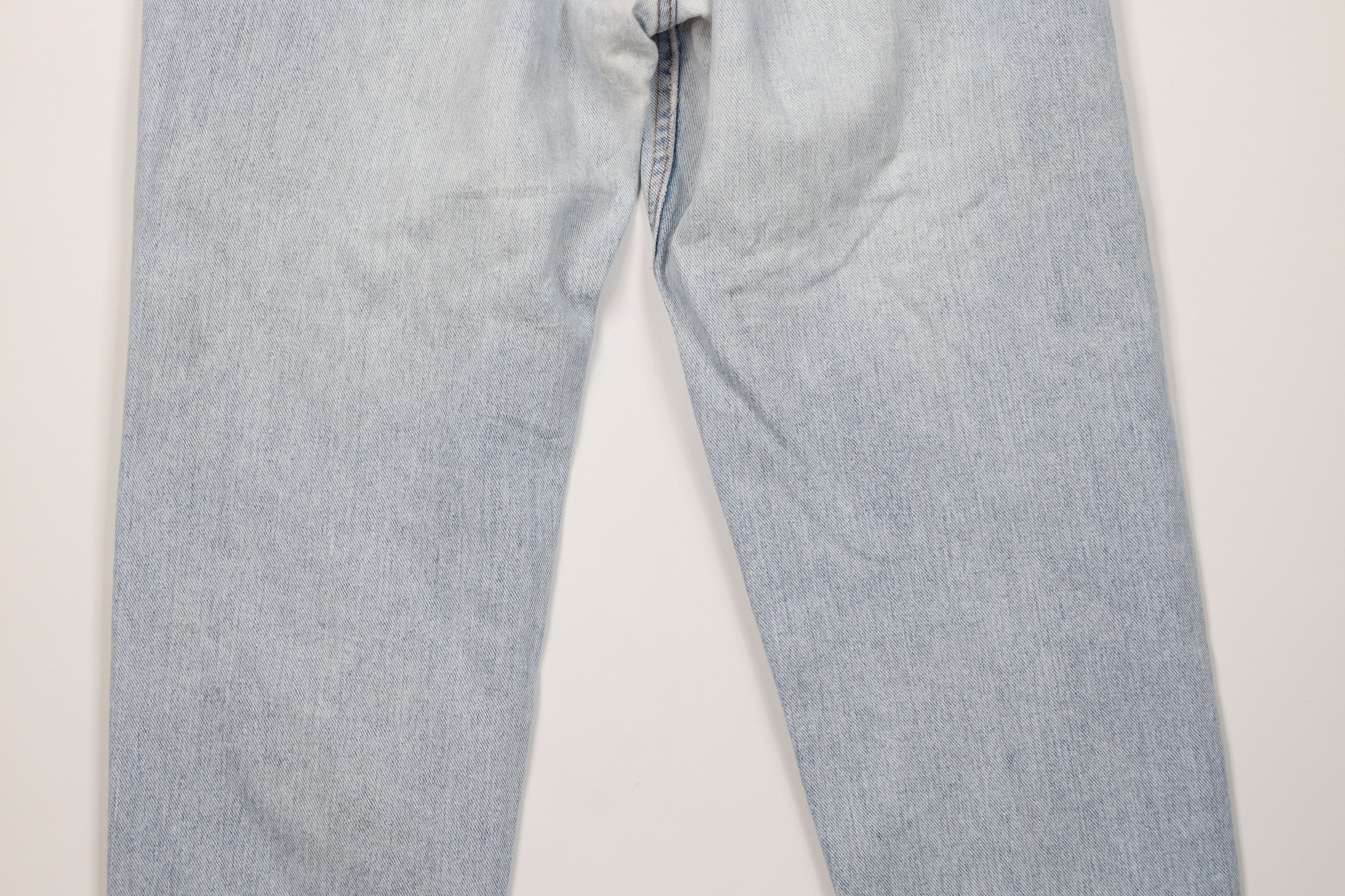 Levi's Vintage 90s Levis 550 Relaxed Tapered Leg Jeans Blue USA Size US 34 / EU 50 - 13 Thumbnail