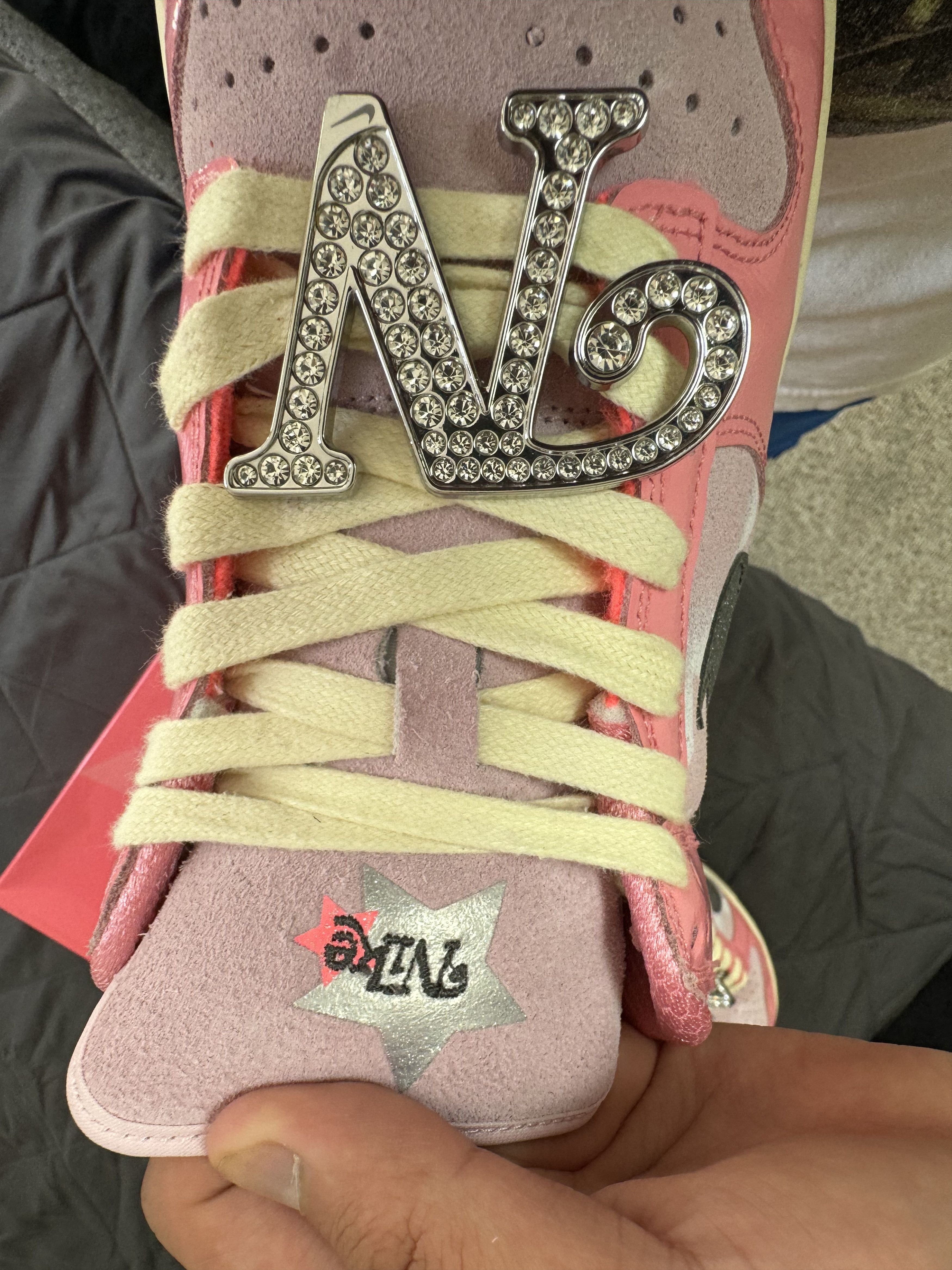 Nike Nike Dunk Low LX Barbie Size US 9 / EU 42 - 8 Thumbnail