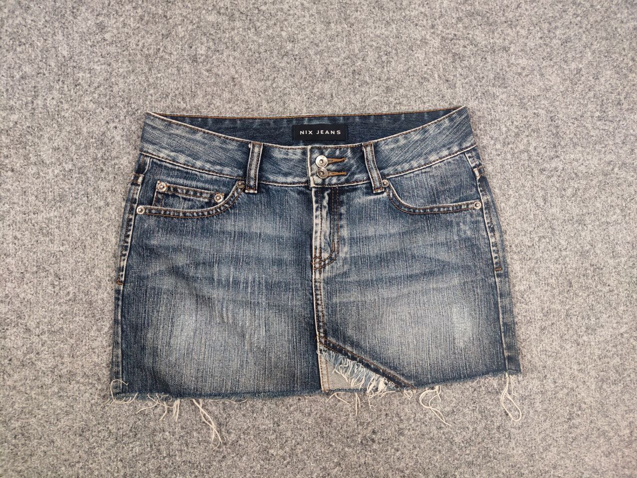 Le Grande Bleu (L.G.B.) le grande bleu (l.g.b.) Style Mini Skirt Vintage denim Y2K Size 28" / US 6 / IT 42 - 7 Thumbnail