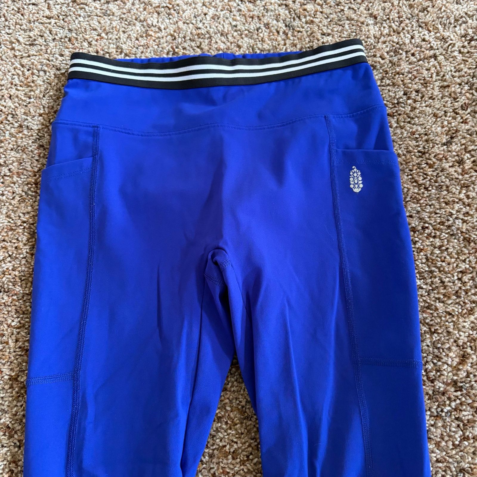 Free People Free People Movement Zephyr Leggings Cobalt Blue Size SMALL Size 26" / US 2 / IT 38 - 2 Thumbnail