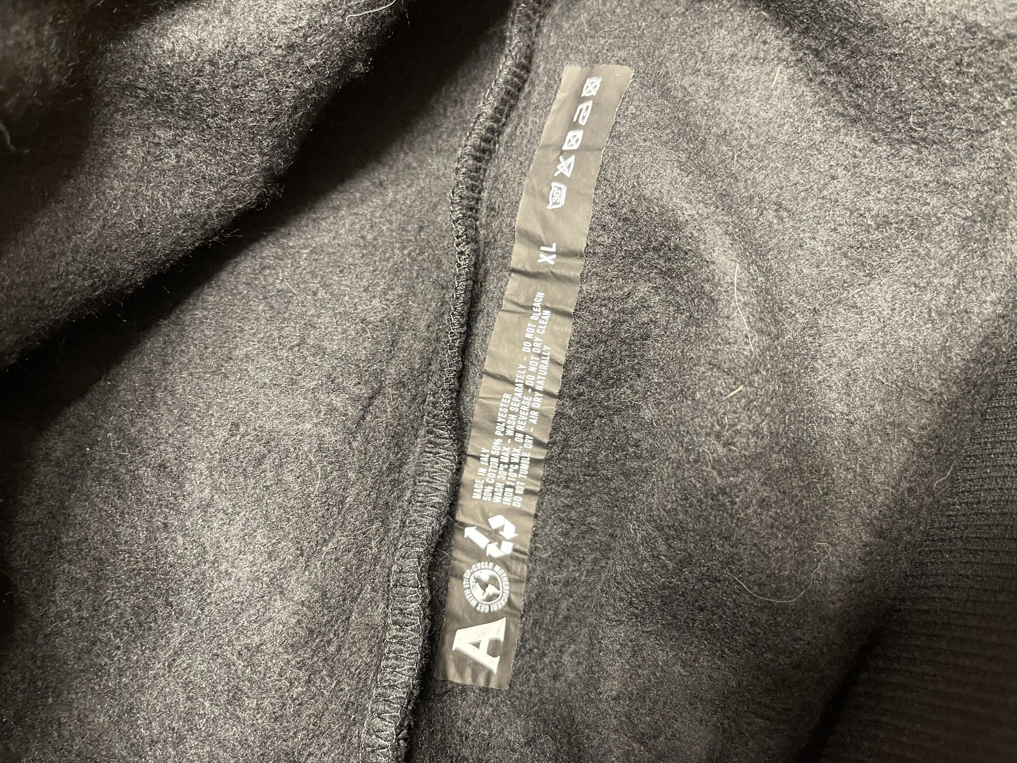 1017 ALYX 9SM 1017 ALYX 9SM Logo Hoodie Size US XL / EU 56 / 4 - 10 Thumbnail