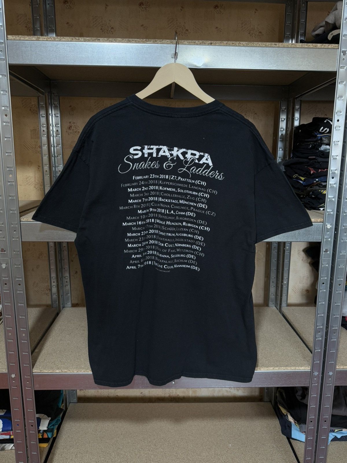 Band Tees × Vintage Vintage Shakra Snakes And Ladders Tour 2018 T-Shirt Y2K Hype Size US XL / EU 56 / 4 - 2 Thumbnail