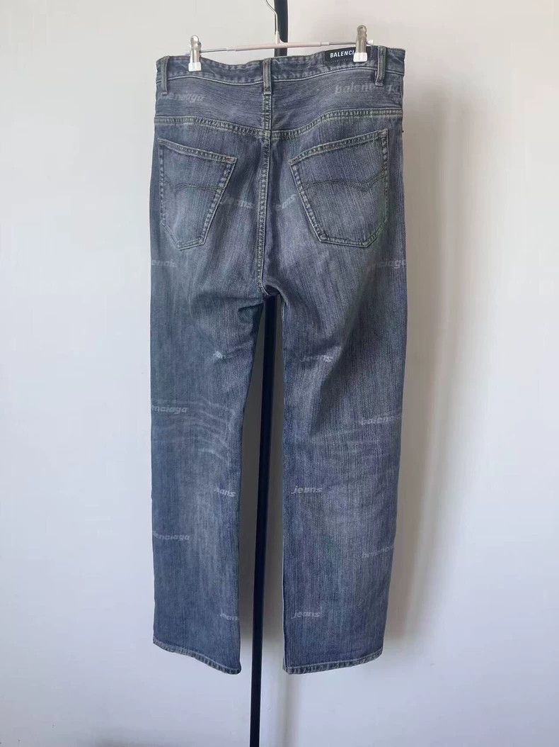Balenciaga Balenciaga size M Solid monogrammed button pocket straight Size US 27 - 2 Thumbnail