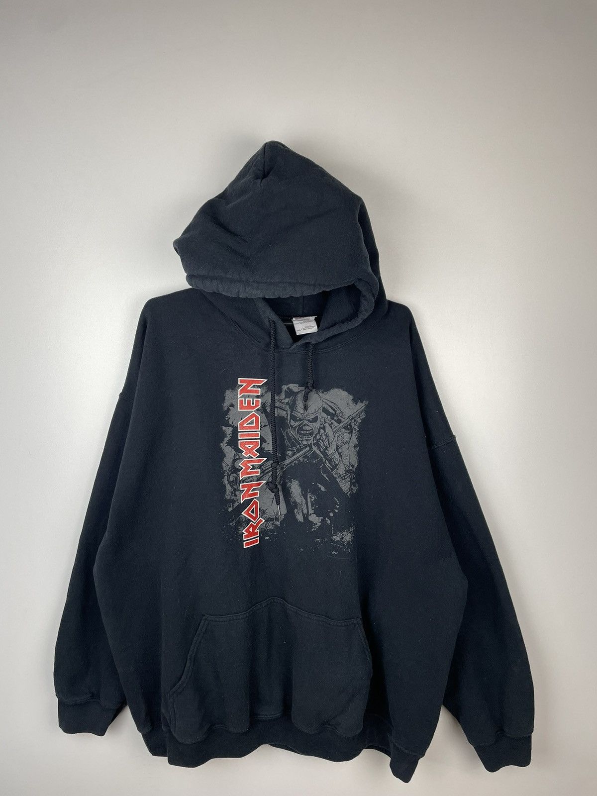 Band Tees × Iron Maiden × Vintage Iron Maiden Gildan Vintage Hoodie Black Size XXL Size US XXL / EU 58 / 5 - 1 Thumbnail