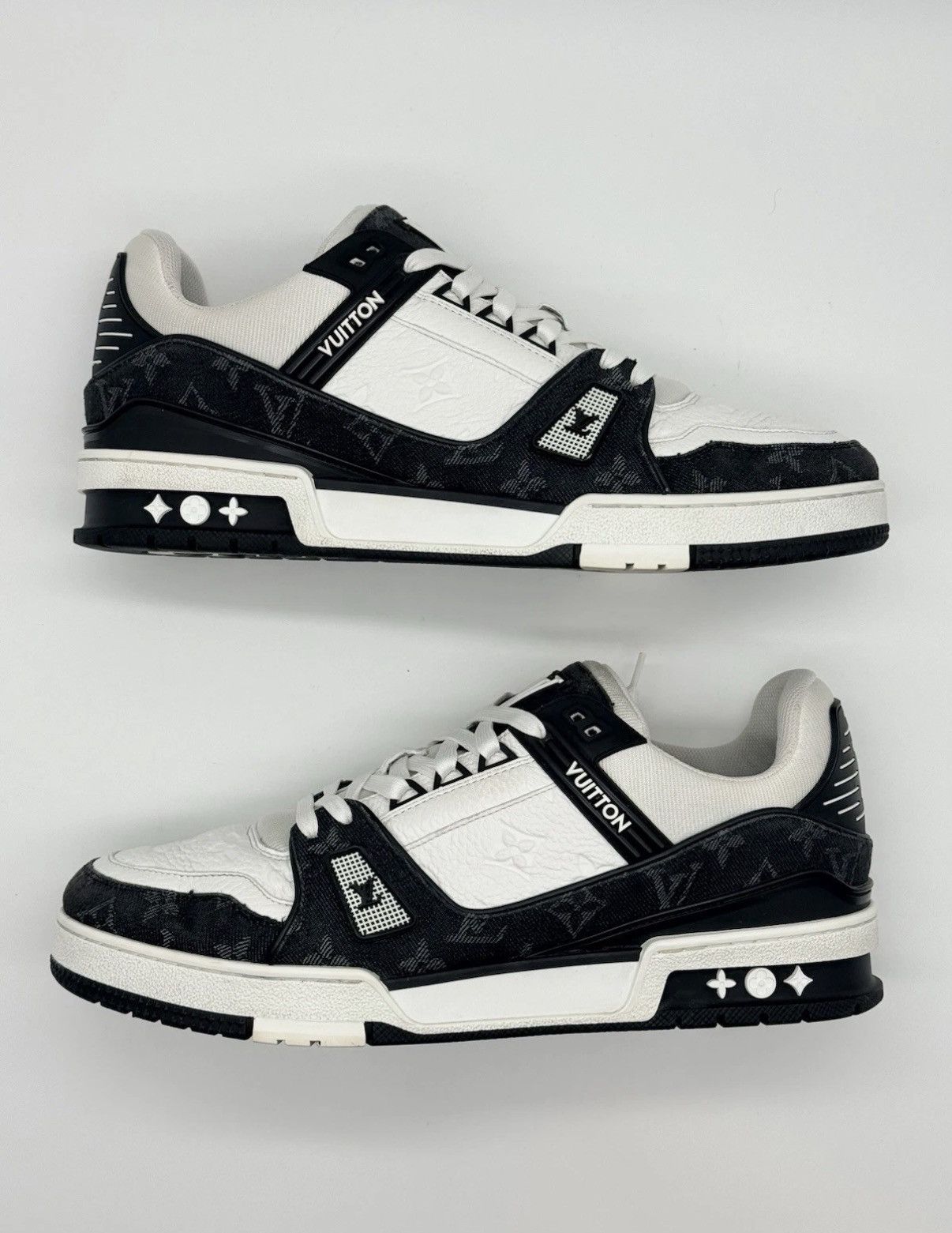 Louis Vuitton Size 10.5 - Louis Vuitton Trainer Low Black Size US 10.5 / EU 43-44 - 2 Thumbnail