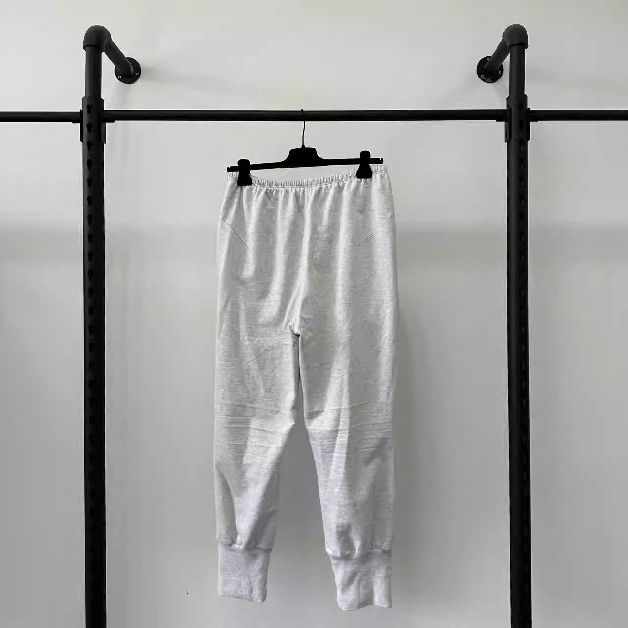 Balenciaga Balenciaga SS22 3B Sports Icon Embroidered Logo Leggings Size US 34 / EU 50 - 2 Thumbnail