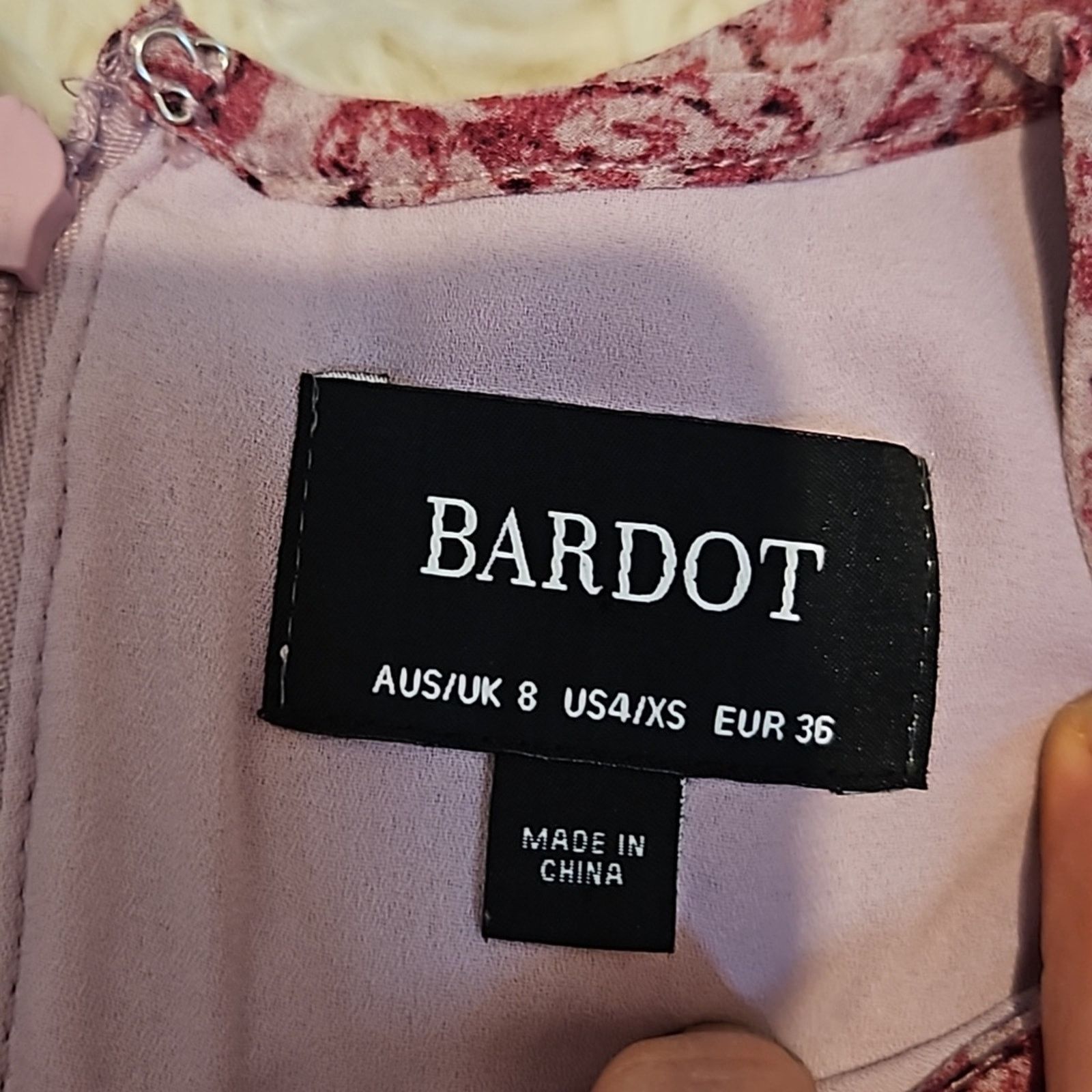 Other Bardot Charlotte Floral Ruch Crepe Bodycon Long Sleeve Dress Size S / US 4 / IT 40 - 5 Thumbnail