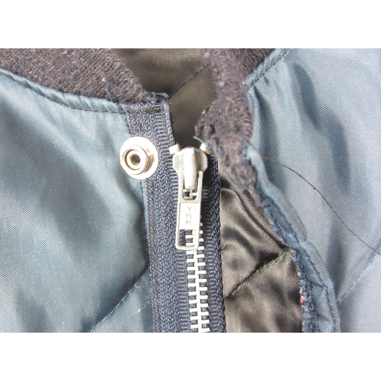 Vintage VINTAGE Bomber Jacket Men XL Blue 90s Full Zip Quilted Nylon Softshell Workwear Size US XL / EU 56 / 4 - 6 Thumbnail