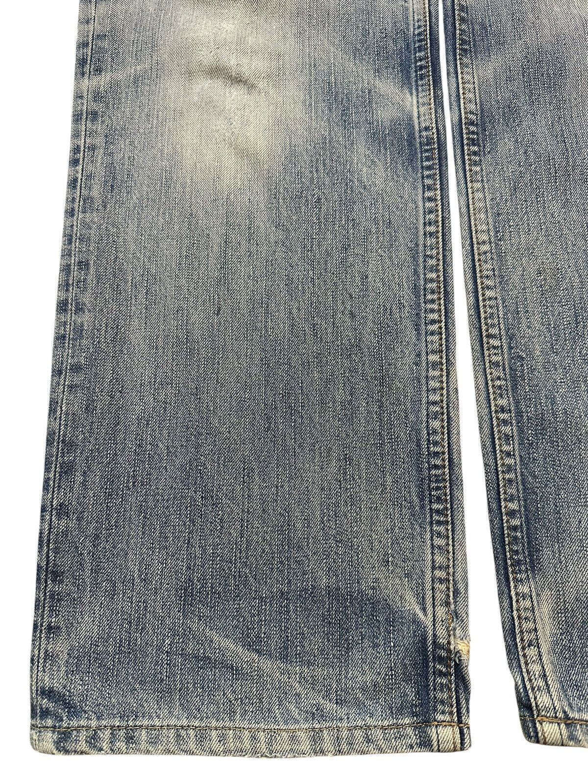 Levi's Vintage 90s Levis 502 Blue Faded Wash Distress Baggy Jeans Size US 33 - 7 Thumbnail
