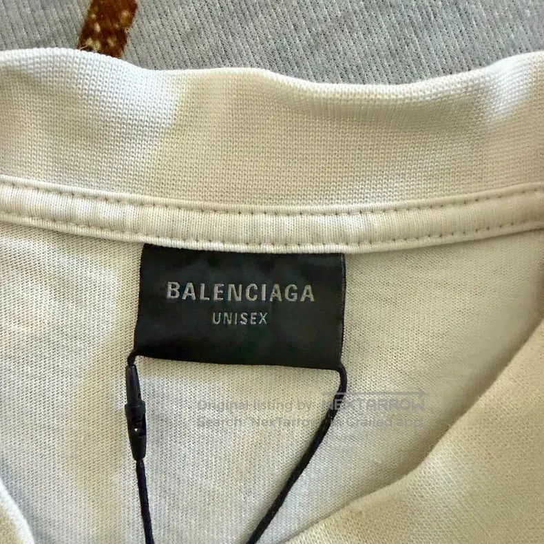 Balenciaga Balenciaga Man Utd Short Sleeve Embroidered Logo Off-White Size US L / EU 52-54 / 3 - 3 Thumbnail
