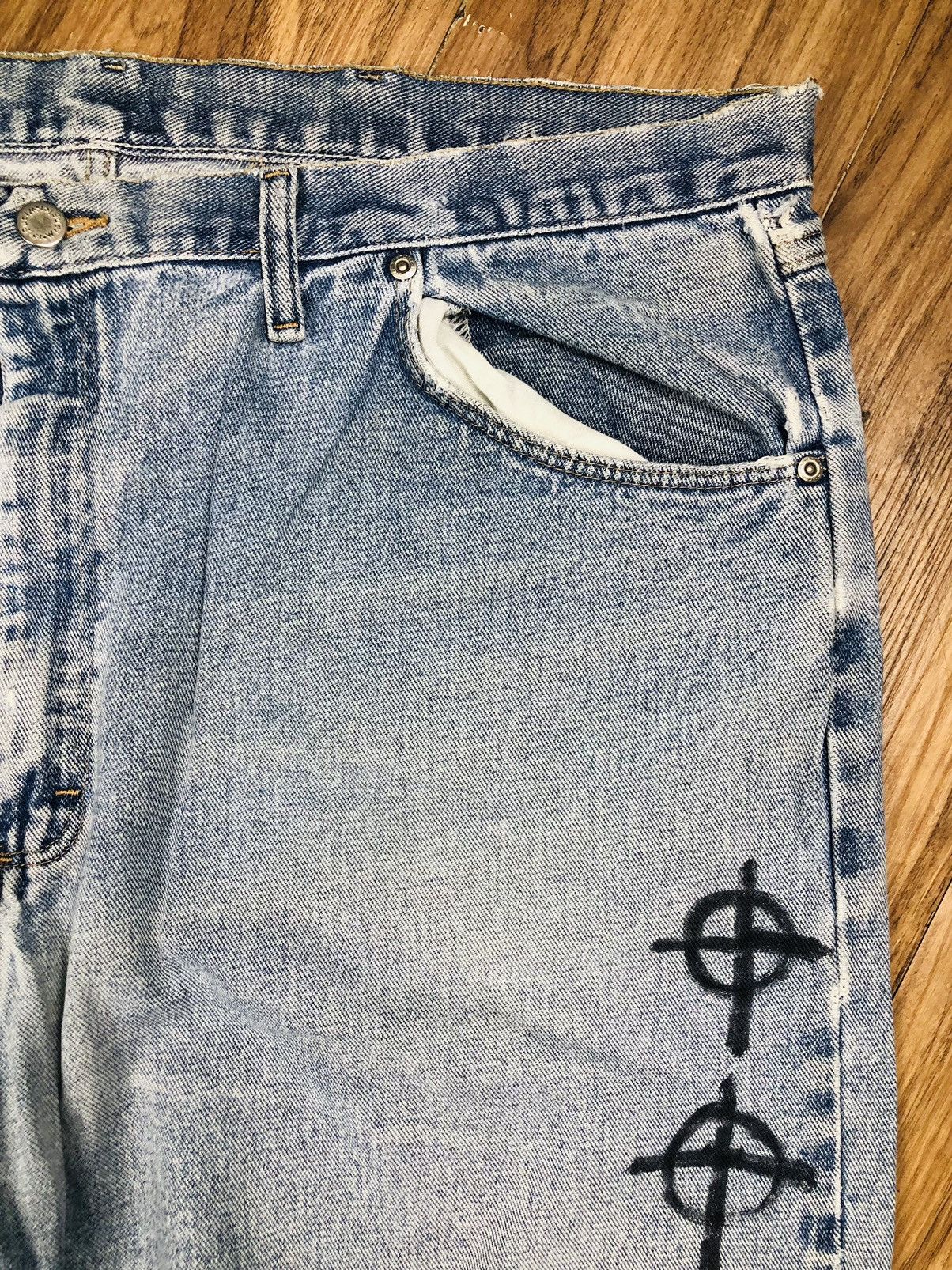 Wrangler Wrangler Jeans Light Wash Custom Art Denim (40) Size US 42 / EU 58 - 8 Thumbnail