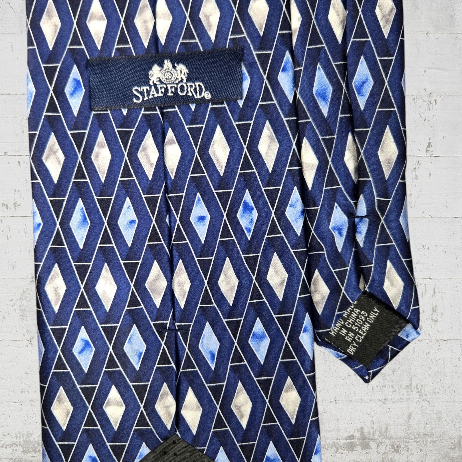 Stafford Vintage Stafford Navy Silver Diamond Argyle Silk Neck Tie Size ONE SIZE - 4 Thumbnail