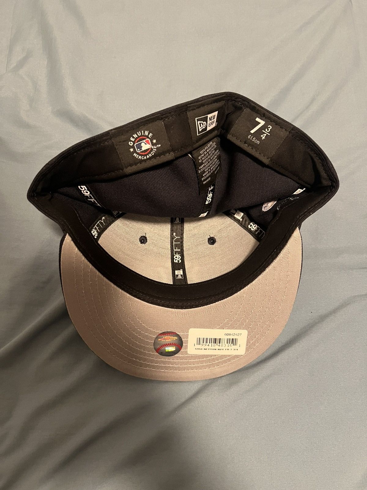 New Era Bad Bunny New York Yankees FRSH Fitted Hat Navy Size 7 3/4 Size ONE SIZE - 2 Thumbnail