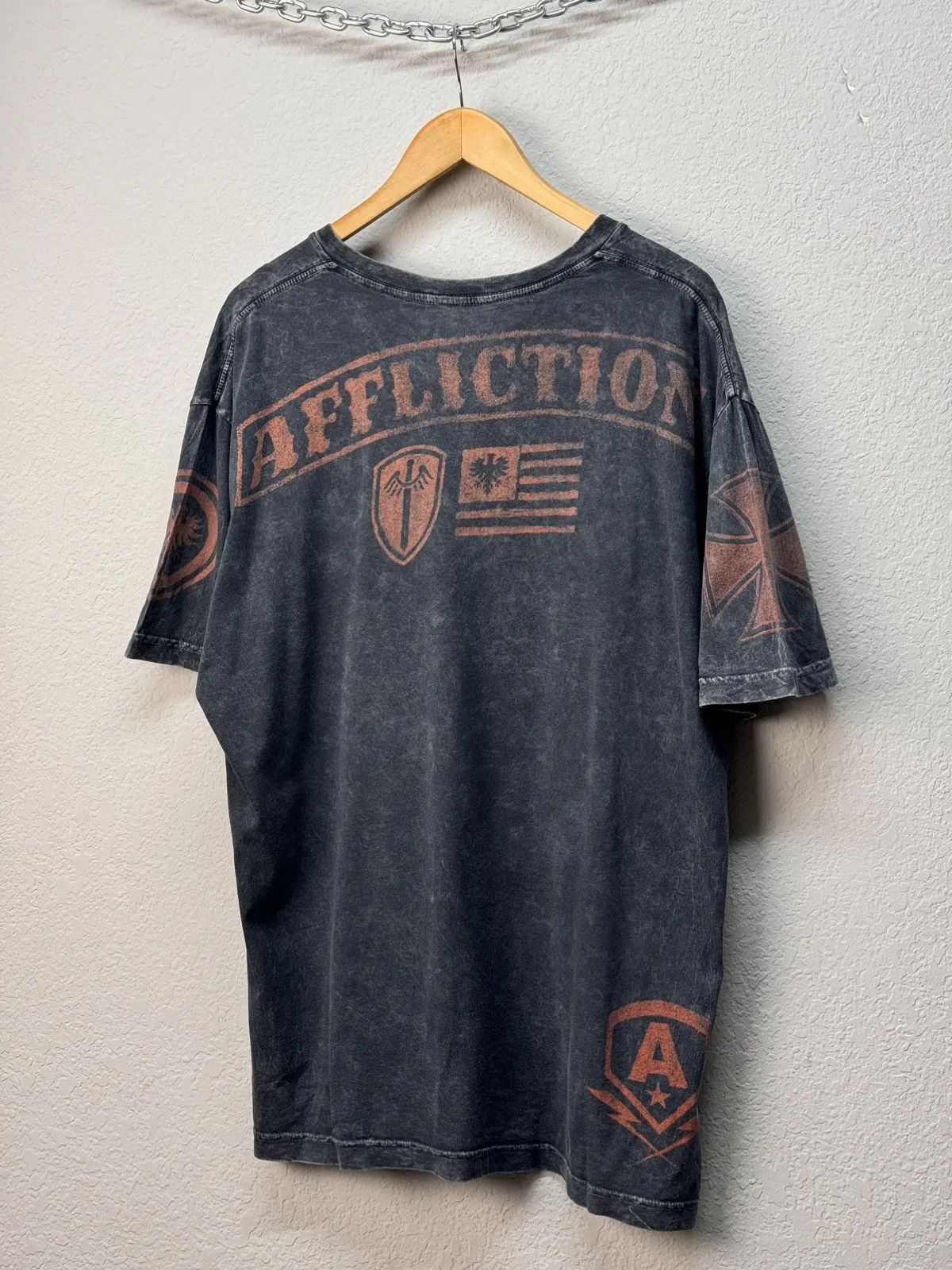Affliction × Japanese Brand × Vintage Vintage Affliction Double Skull Black T Shirt Size US XL / EU 56 / 4 - 9 Thumbnail