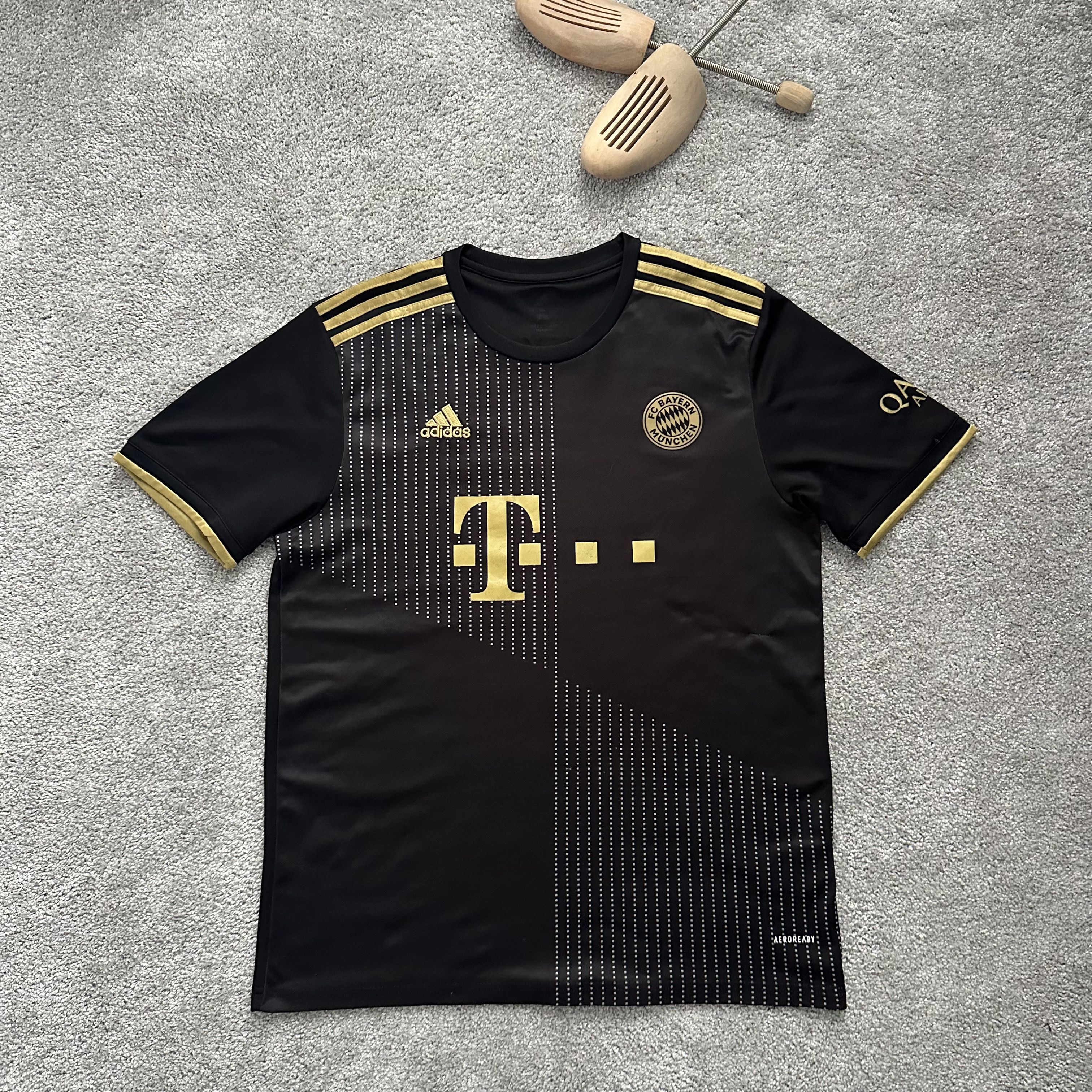 Adidas Adidas FC Bayern Munchen Soccer Jersey 2021 2022 Size US L / EU 52-54 / 3 - 1 Thumbnail