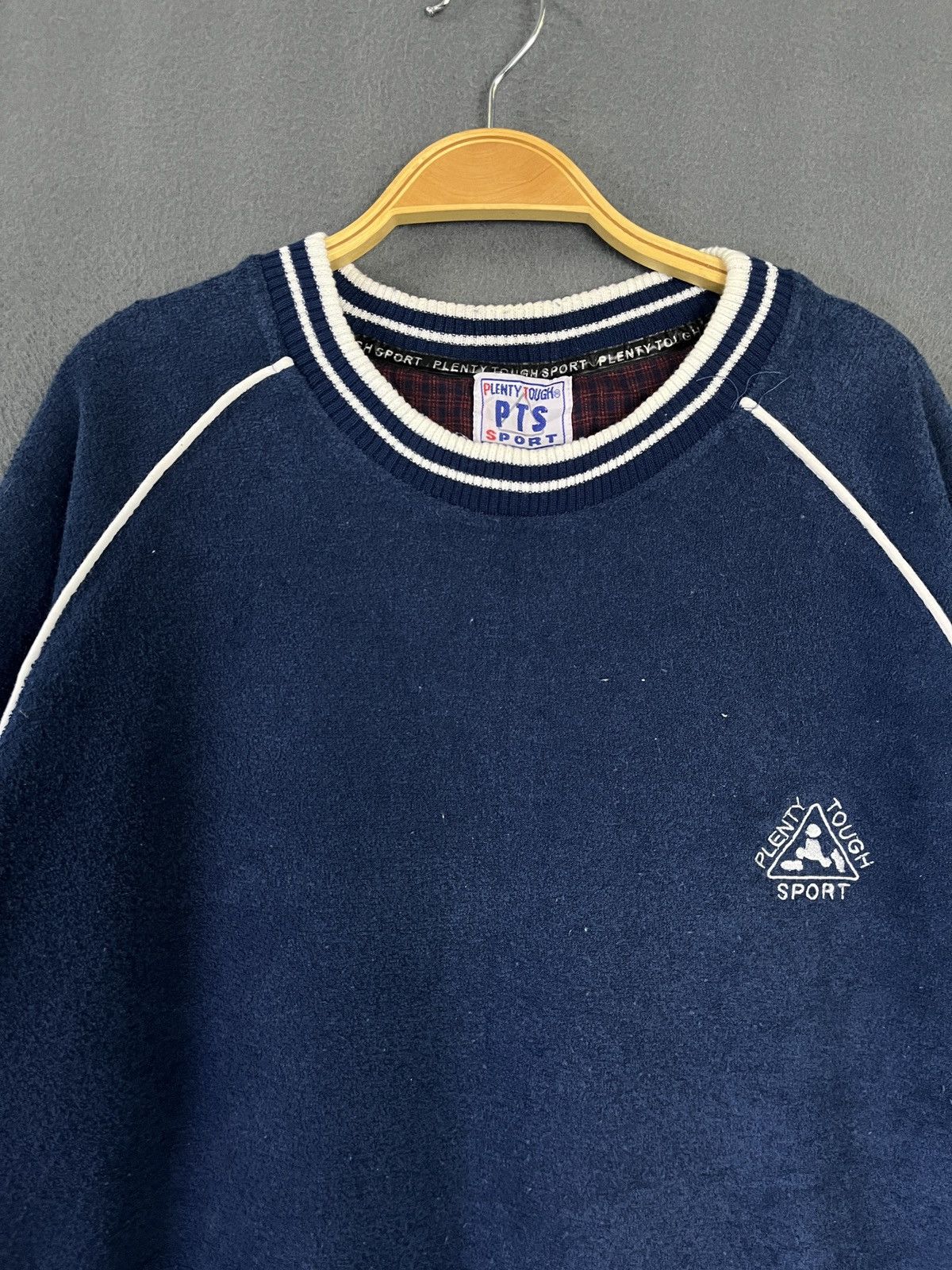 Vintage Plenty Tough Sport Sweatshirt Size US M / EU 48-50 / 2 - 3 Thumbnail
