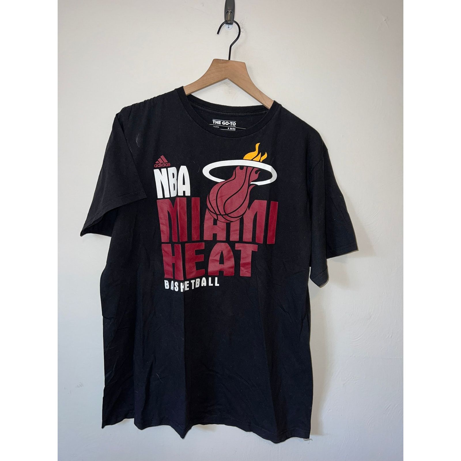 Adidas Miami Heat Shirt NBA Adidas Basketball Graphic Black Tee XL Size US XL / EU 56 / 4 - 1 Thumbnail