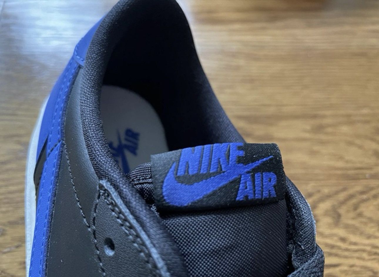 Jordan Brand 2016 6Y1 Retro Low Royal Blue (GS) OG Size US 6 / EU 39 - 9 Thumbnail