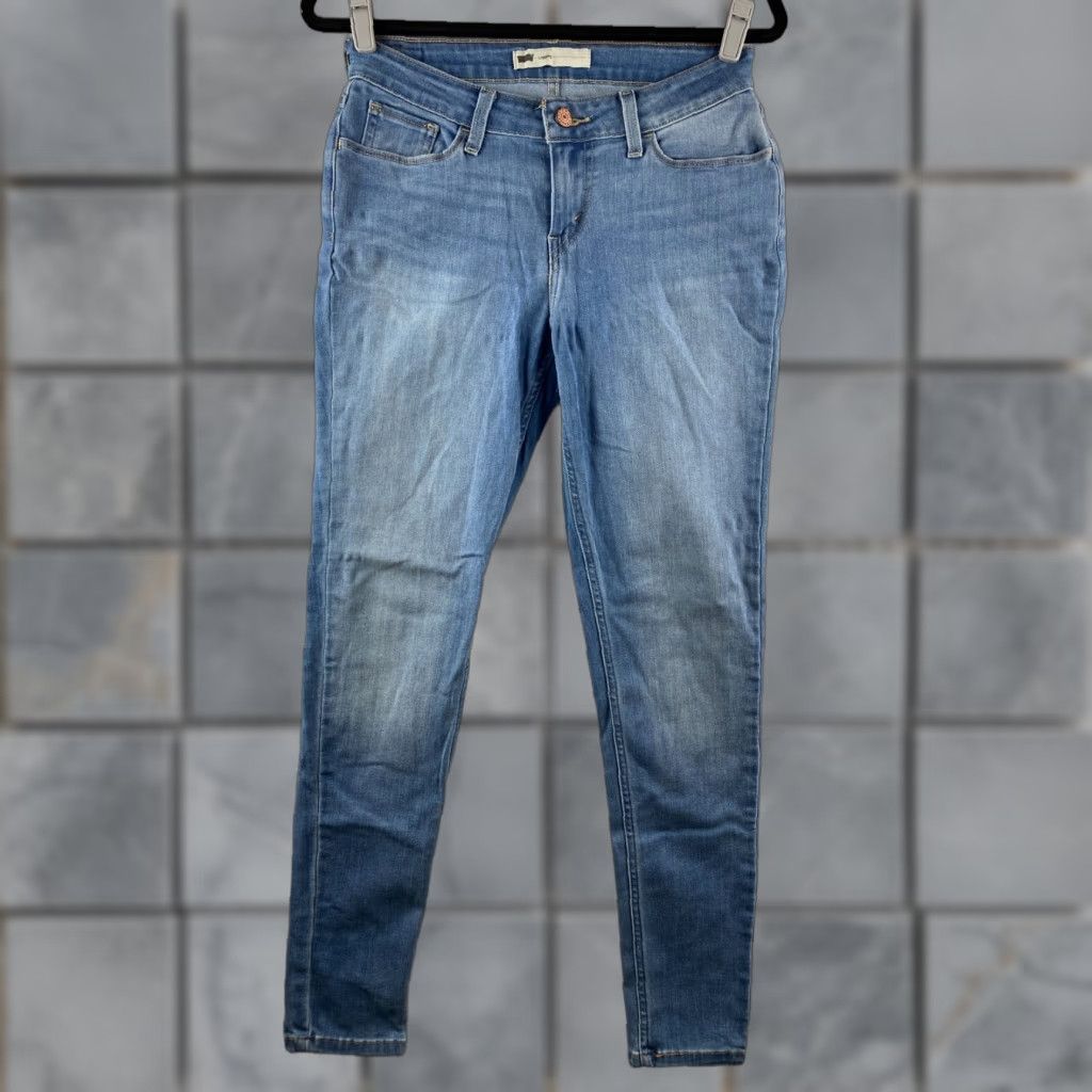 Levi's Levi's Jeans Legging 28 Blue Ankle Tapper Distressed Denim 28x30 Womens Regular Mid Rise 5-Pocket Denim Jeans Size 28" / US 6 / IT 42 - 1 Thumbnail