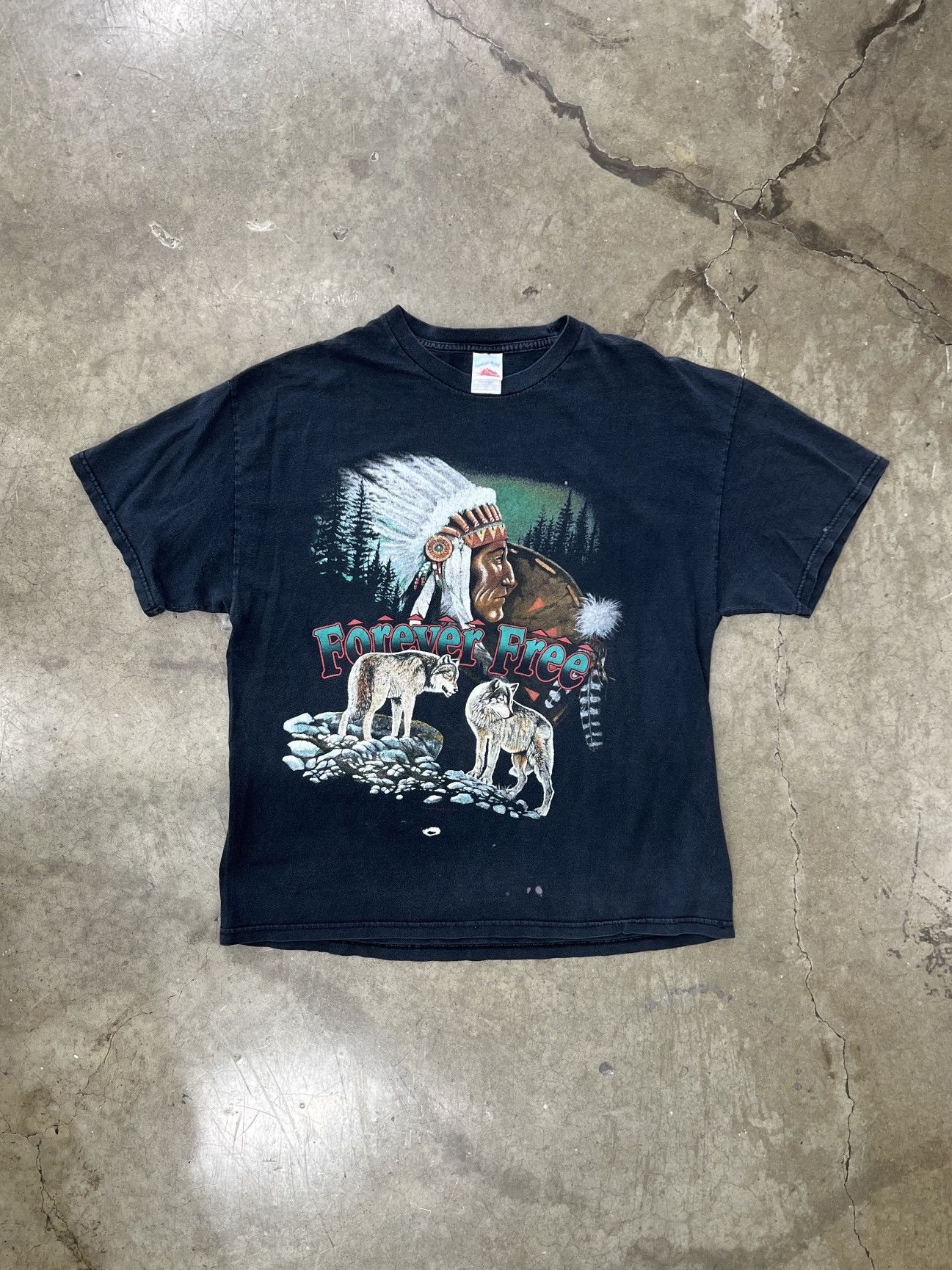 Vintage Vintage Forever Free Nature Native American World Tee XL Size US XL / EU 56 / 4 - 2 Thumbnail