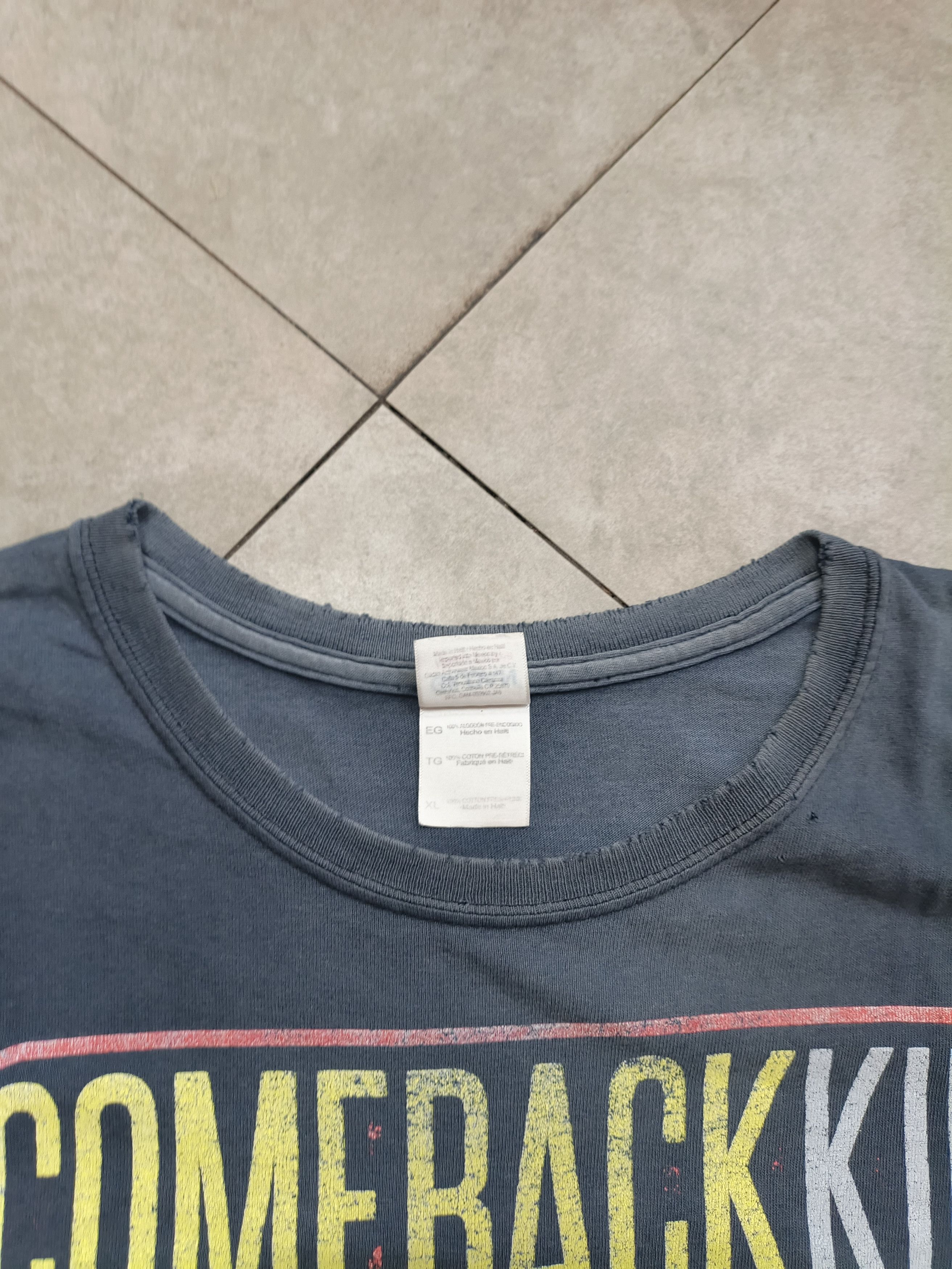 Band Tees Vintage Comeback Kid Graphic Tee Distressed Faded Size US XL / EU 56 / 4 - 5 Thumbnail