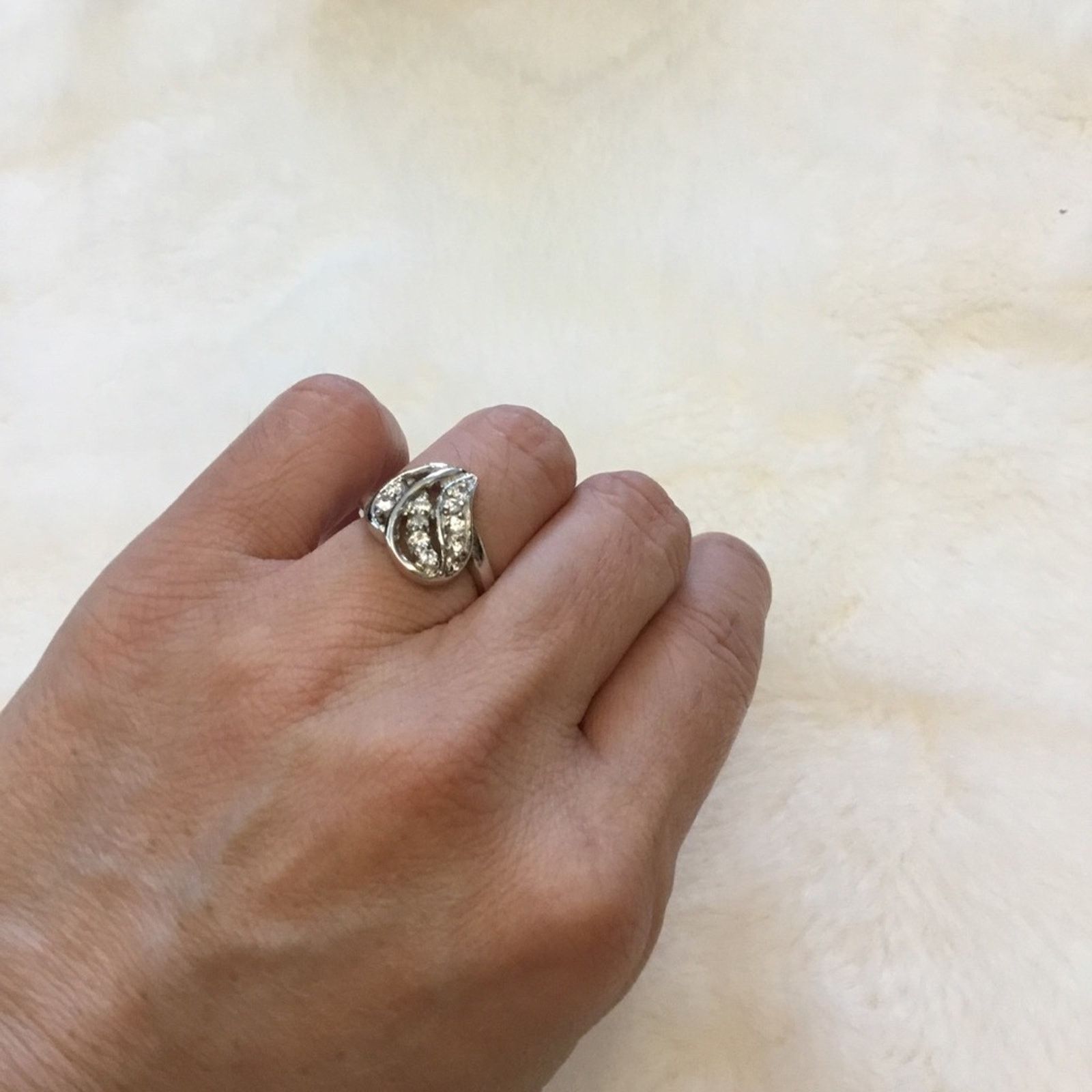 Other Sterling Silver Flower Crystals Ring Size ONE SIZE - 6 Thumbnail