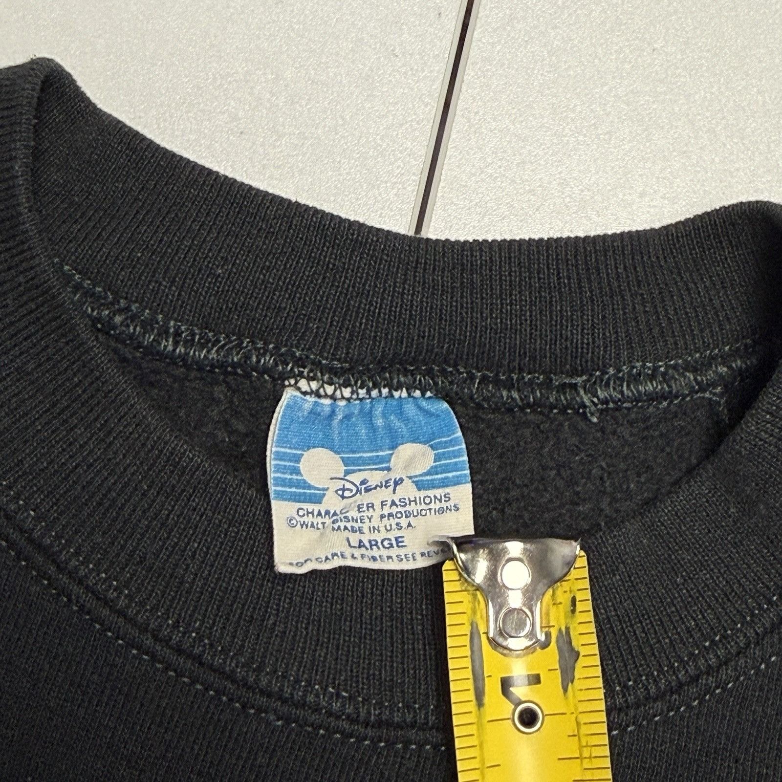 Disney Vintage 80s Disney Mickey Mouse Sweatshirt Mens Large Black Size US L / EU 52-54 / 3 - 10 Thumbnail