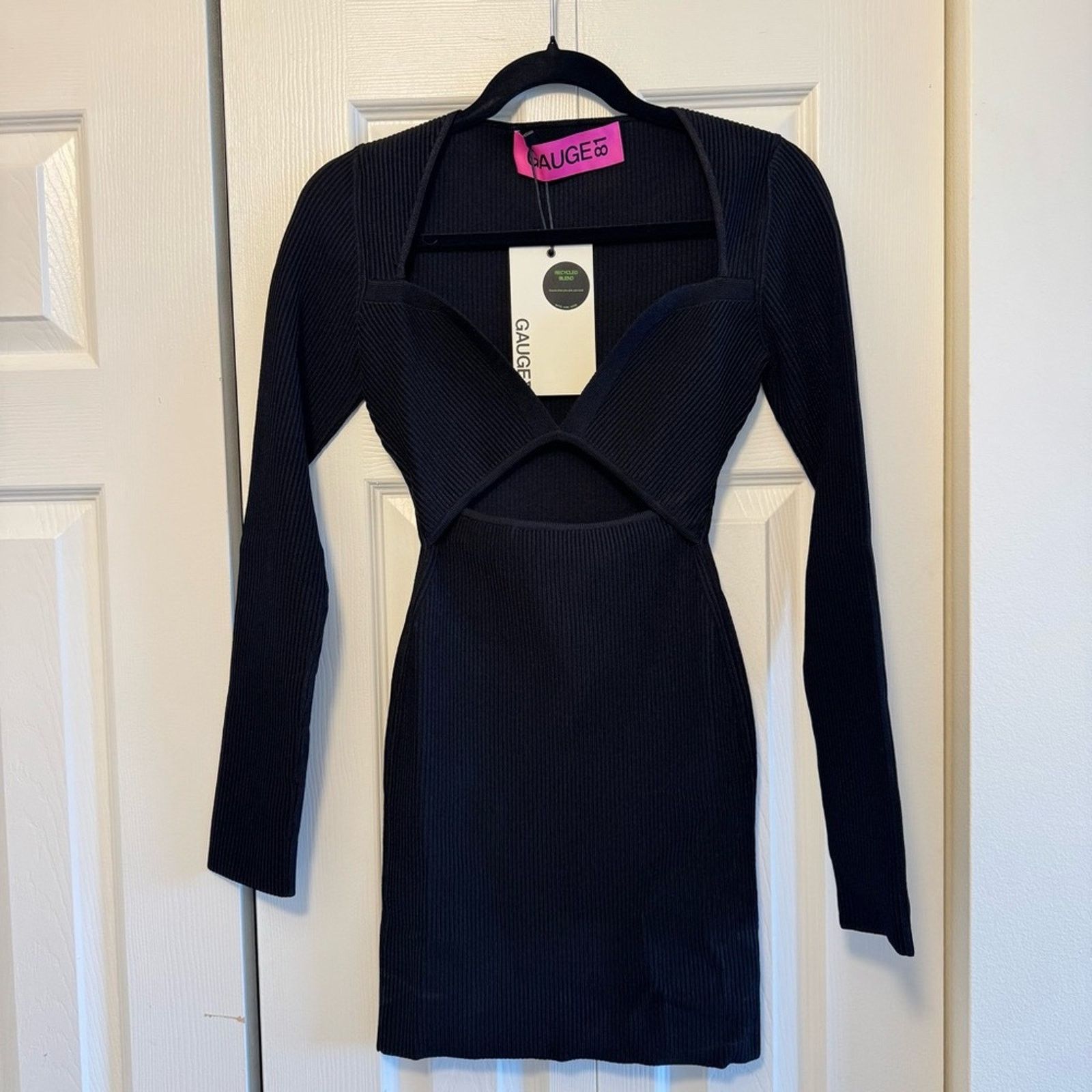 GAUGE81 NWT! Gauge81 Otero Black Mini Dress, Size S Size S / US 4 / IT 40 - 3 Thumbnail