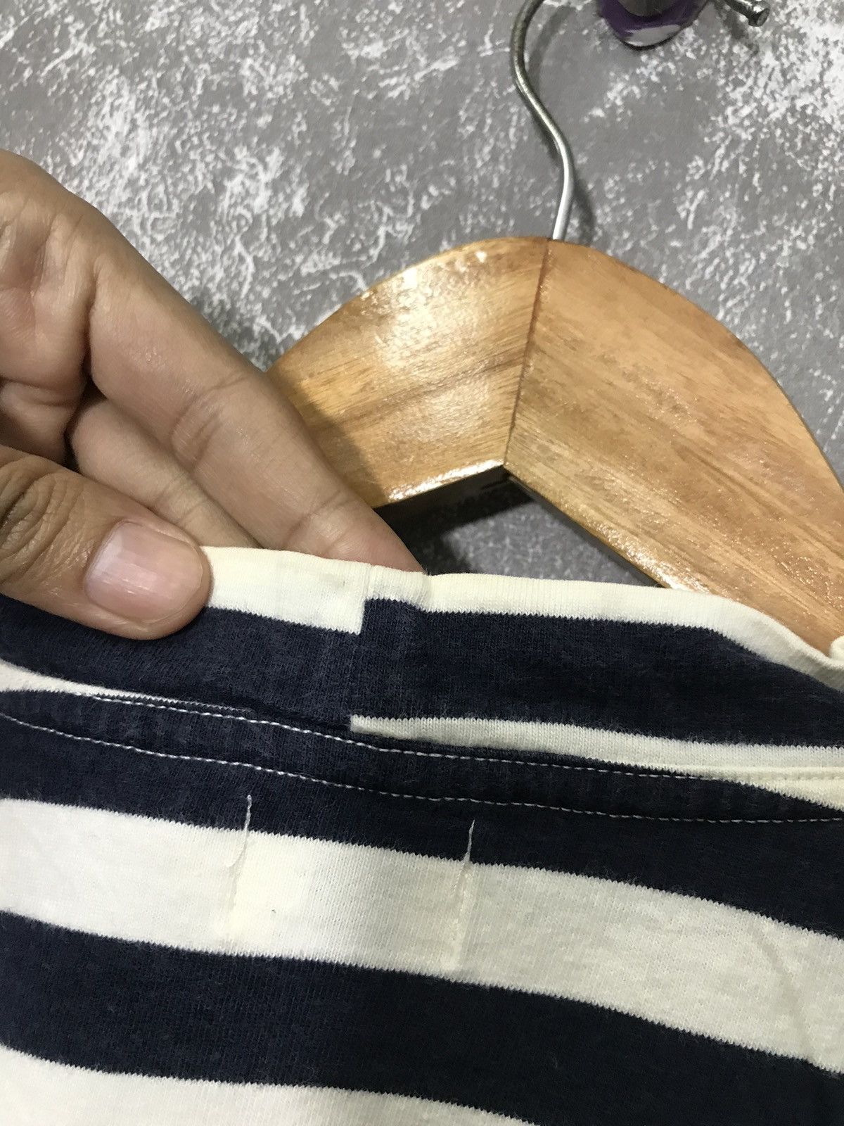 Guess × Vintage Vintage90s Guess Jeans USA Striped Tee *Xs Over view detail Size US XS / EU 42 / 0 - 5 Thumbnail