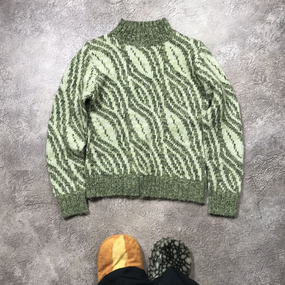 Vintage Vintage 90s Y2K Zebra Striped Knit Sweater Grunge Graphic M Size M / US 6-8 / IT 42-44 - 1 Thumbnail