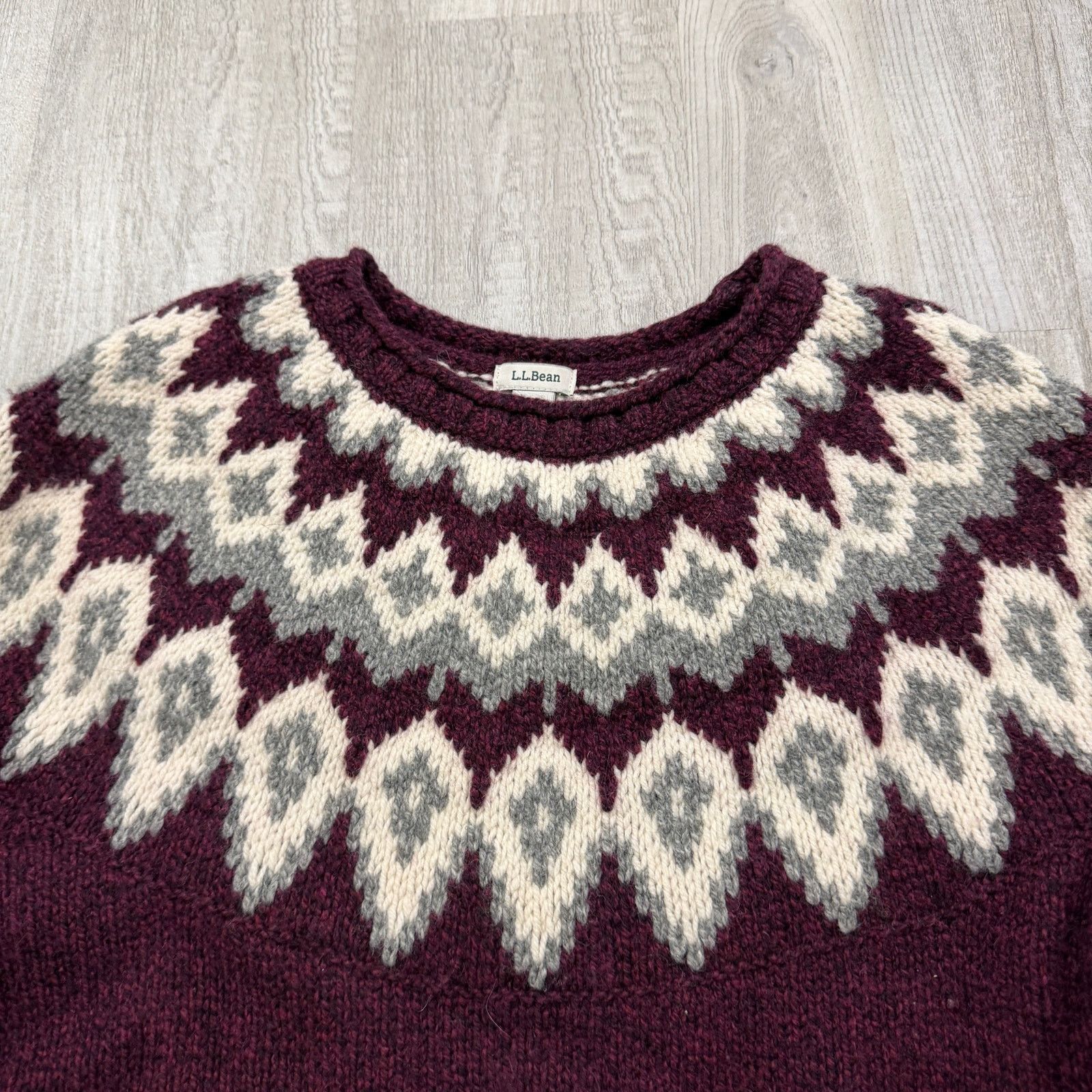 L.L. Bean LL Bean Sweater Men's Medium Petite Fair Isle Geometric Knit Size M / US 6-8 / IT 42-44 - 3 Thumbnail