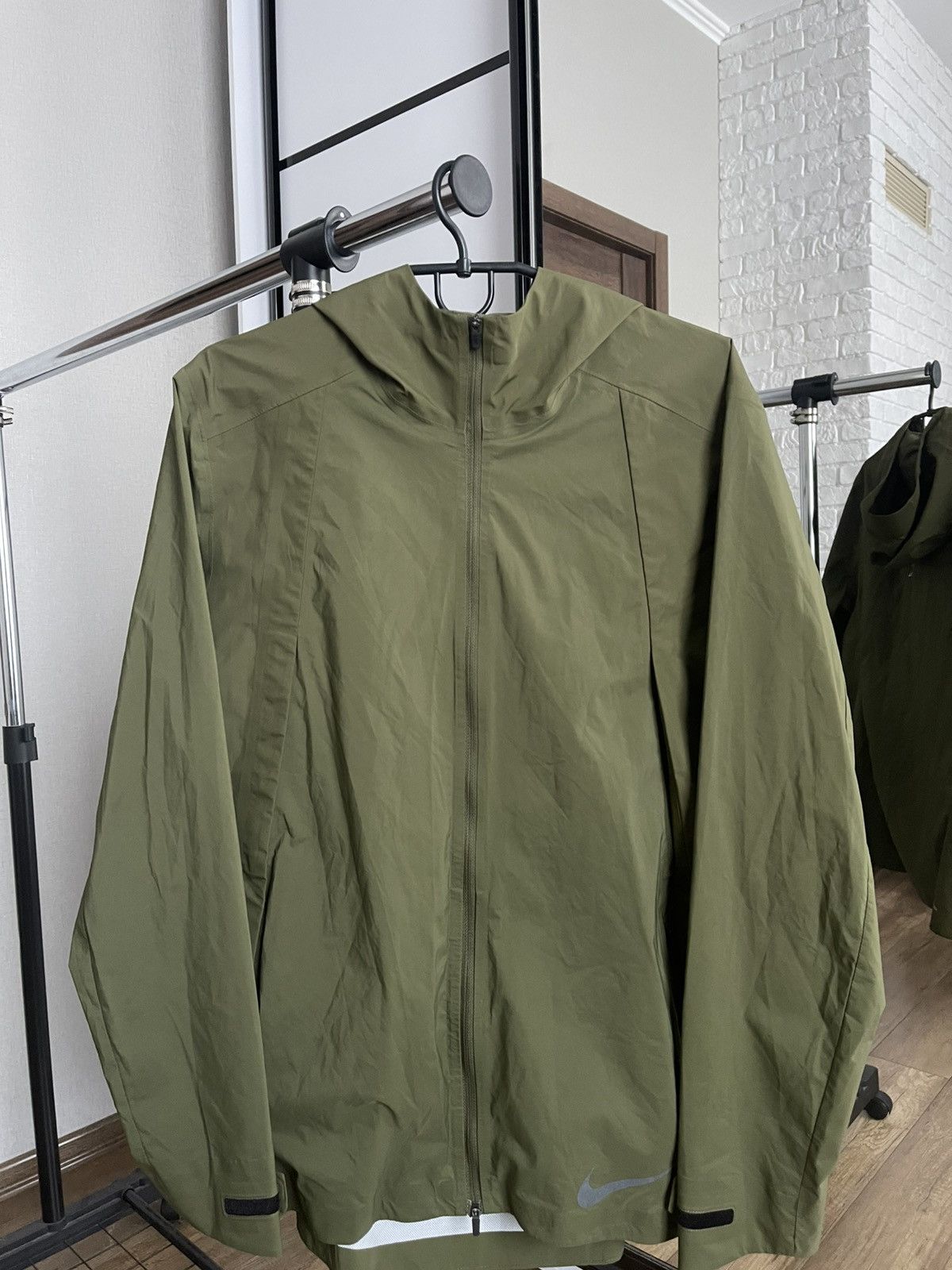 Nike Nike Zonal Aeroshield Running Zip Jacket Size US M / EU 48-50 / 2 - 5 Thumbnail