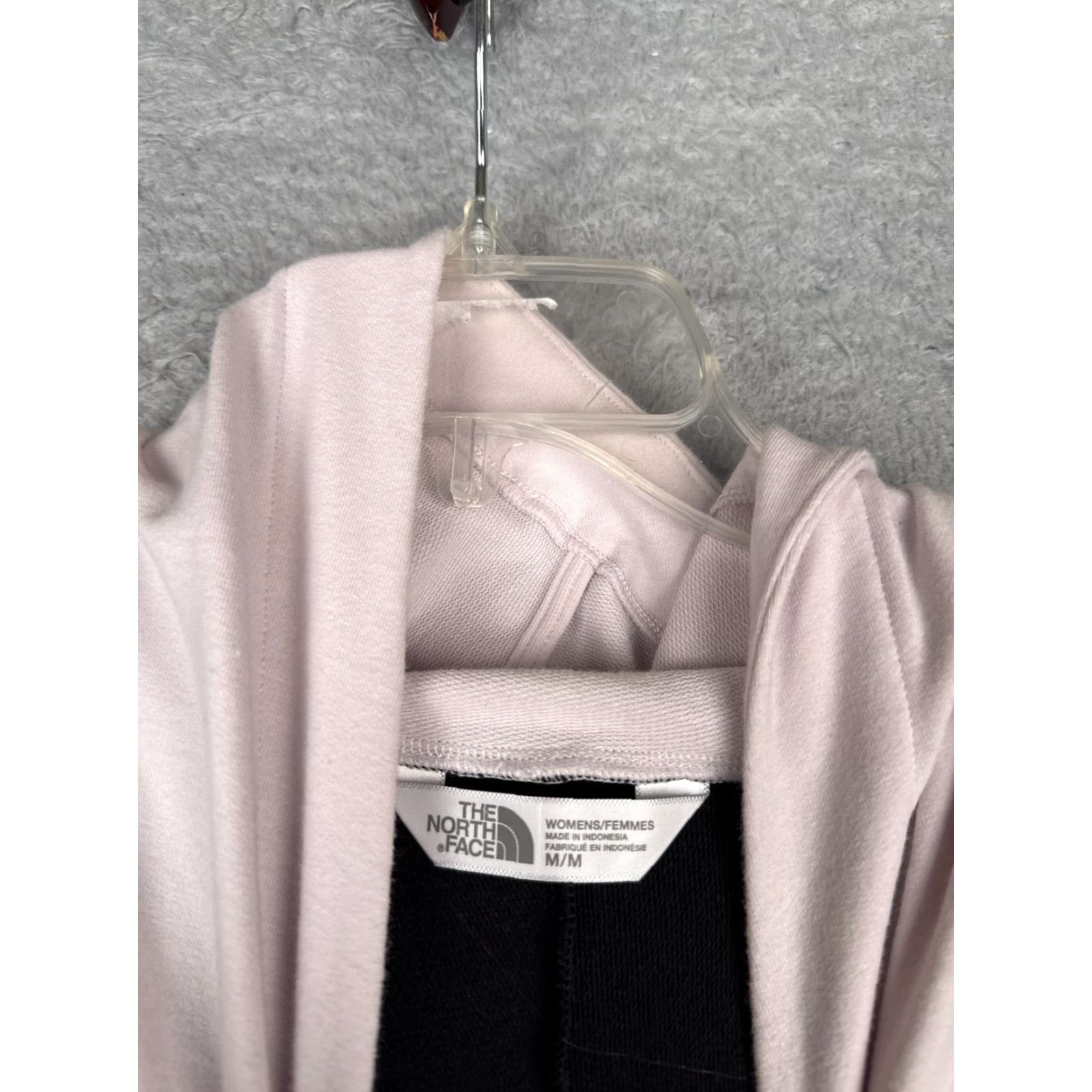 The North Face The North Face Hoodie Womens Medium Purple Pink Kangaroo Pullover Size M / US 6-8 / IT 42-44 - 7 Thumbnail