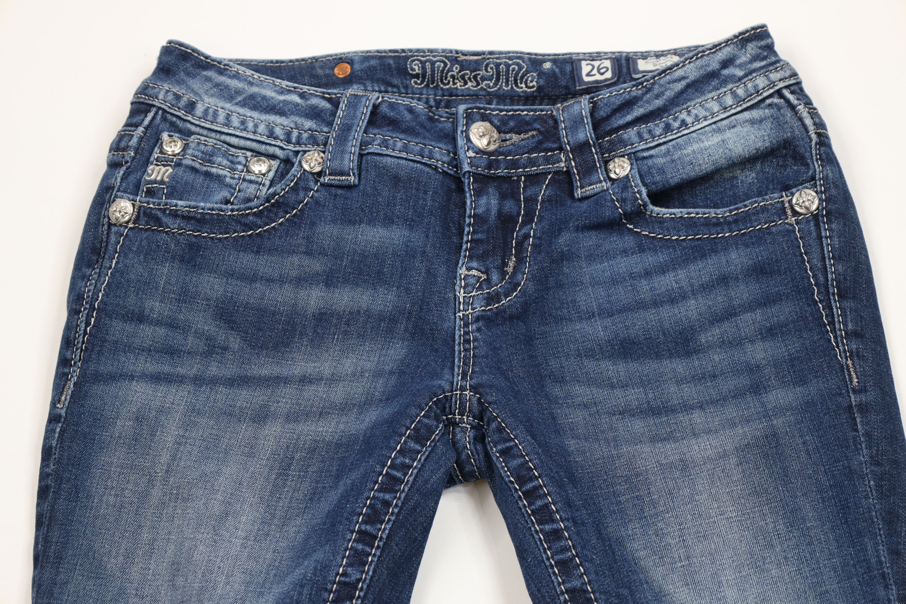 Miss Me Miss Me Stretch Sequined Wings Signature Bootcut Jeans Size 26" / US 2 / IT 38 - 2 Thumbnail