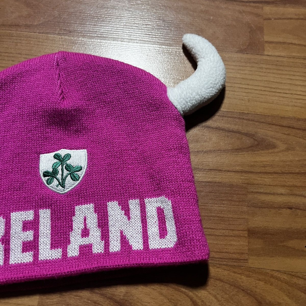 Other Vintage Pink Ireland Beanie With Horns Fits Small Size ONE SIZE - 3 Thumbnail