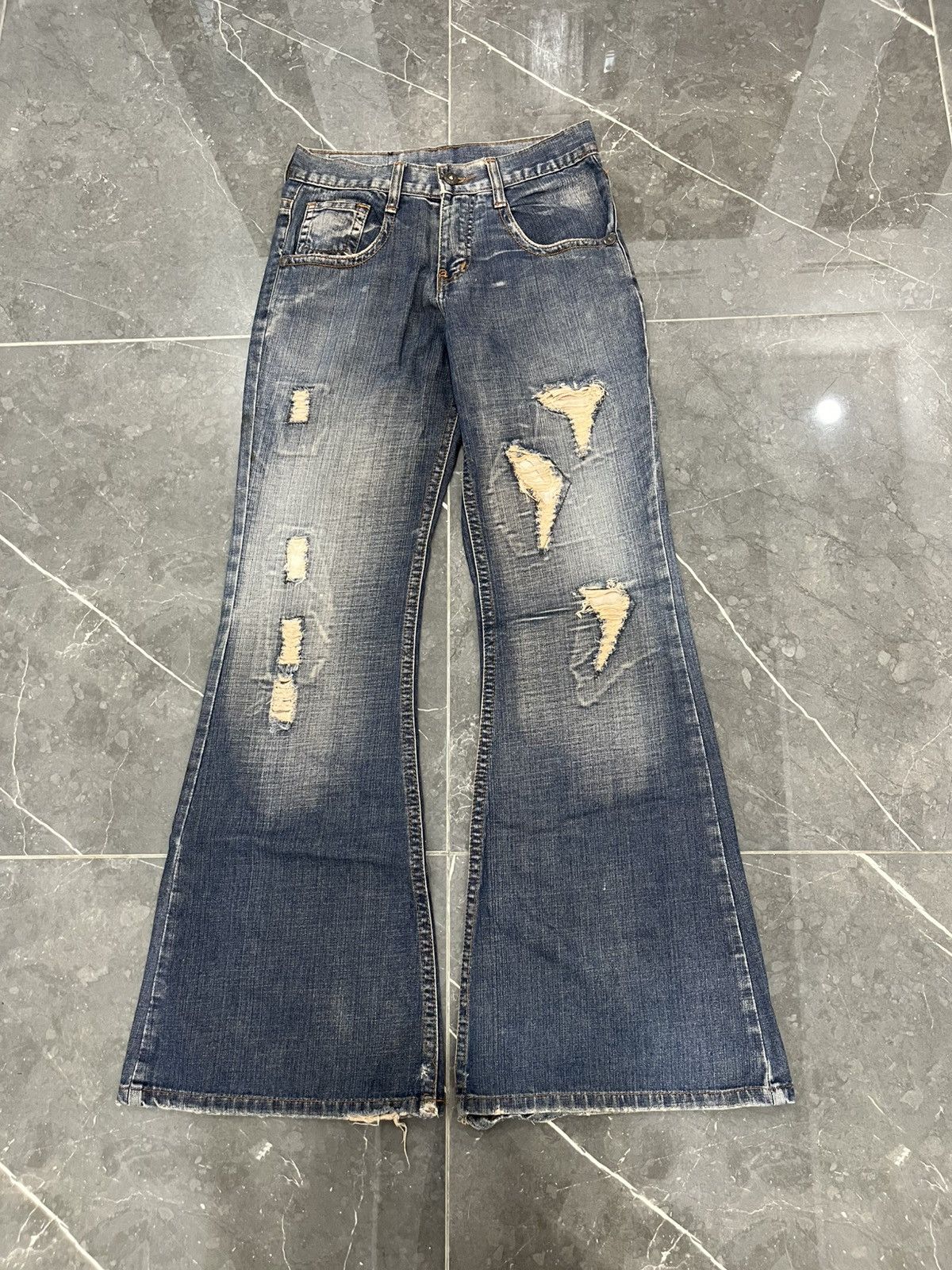 Nu wave flared jeans tornado mart styled