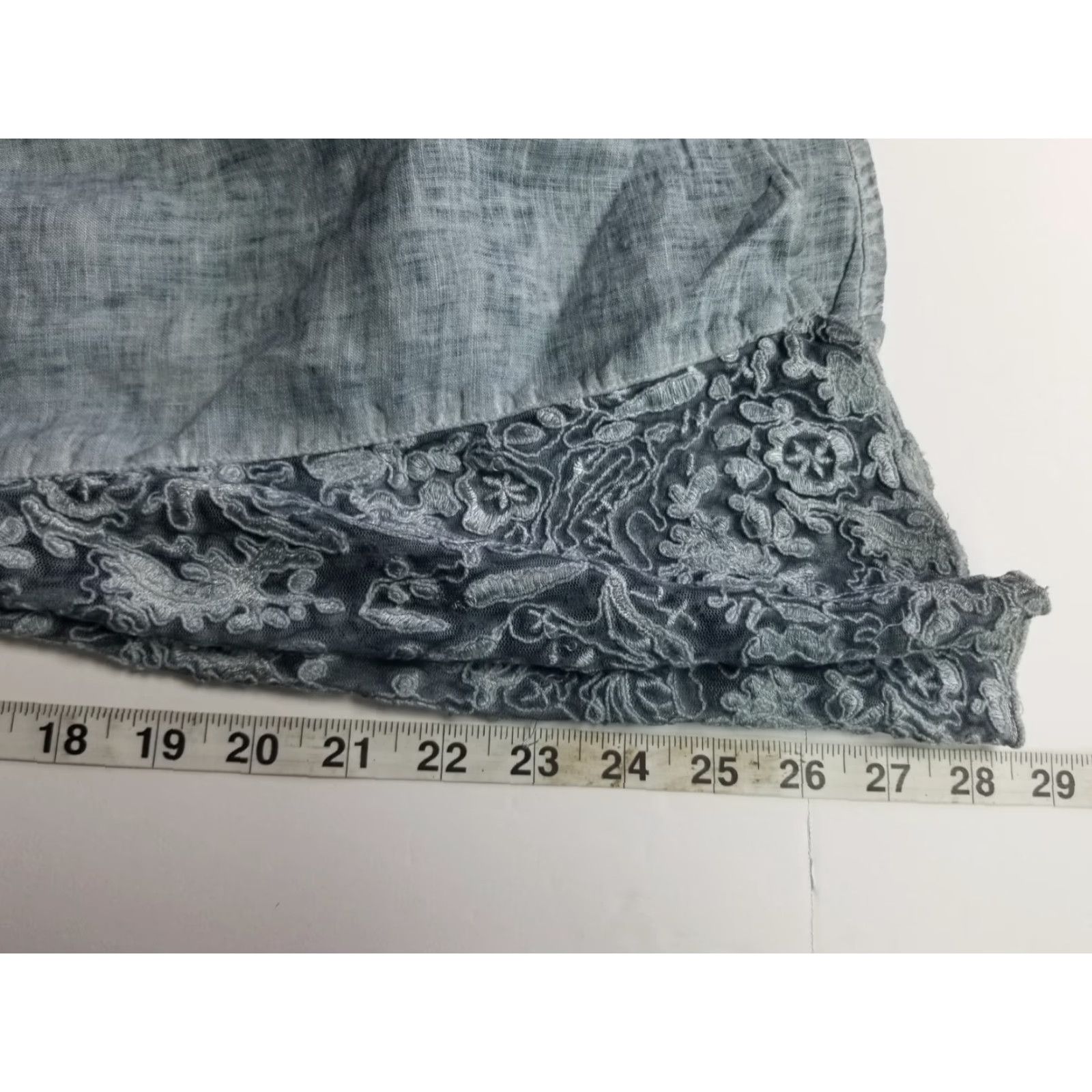 Vintage Chicos Button-Up Blouse 0 Small Linen Blue Lightweight Easter Back Detail Women Womens Size XS / US 0-2 / IT 36-38 - 6 Thumbnail