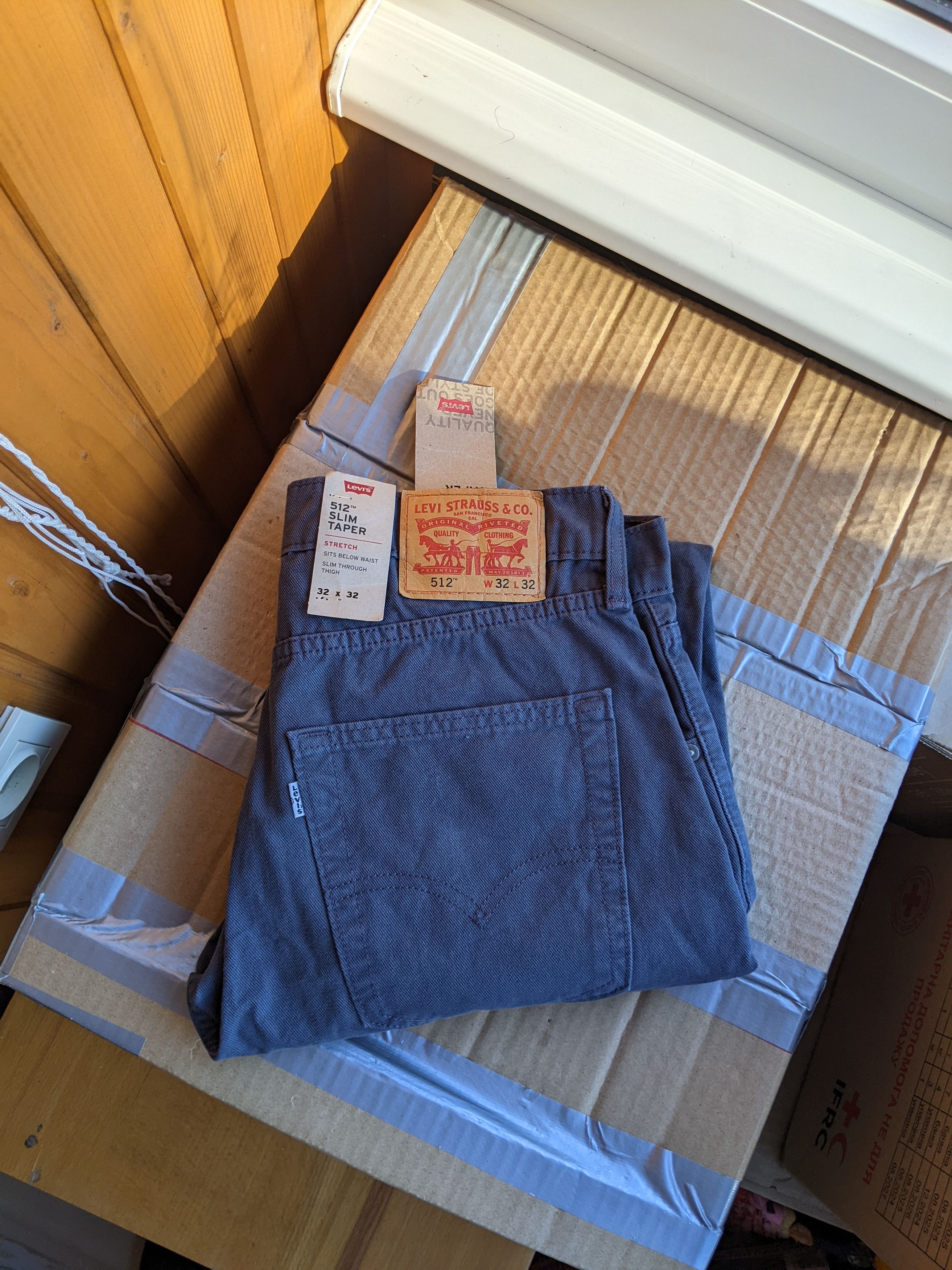 Levi's NEW* Levis 512 Slim Taper Jeans Denim with Tags W32 L32 Size US 34 / EU 50 - 4 Thumbnail