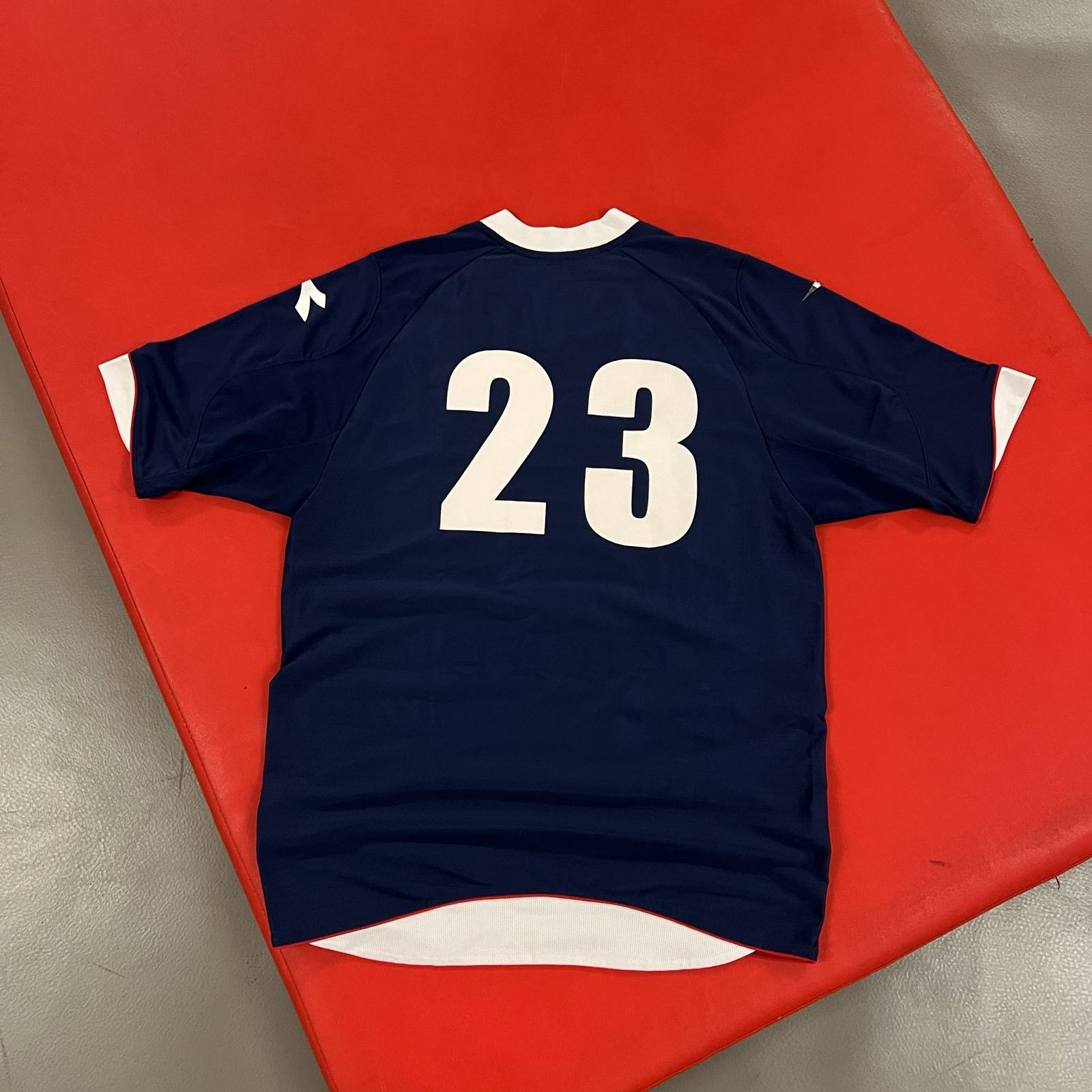 Vintage Scotland Home Soccer jersey 2008 Scotland Diadora Sz M-L Size US L / EU 52-54 / 3 - 2 Thumbnail