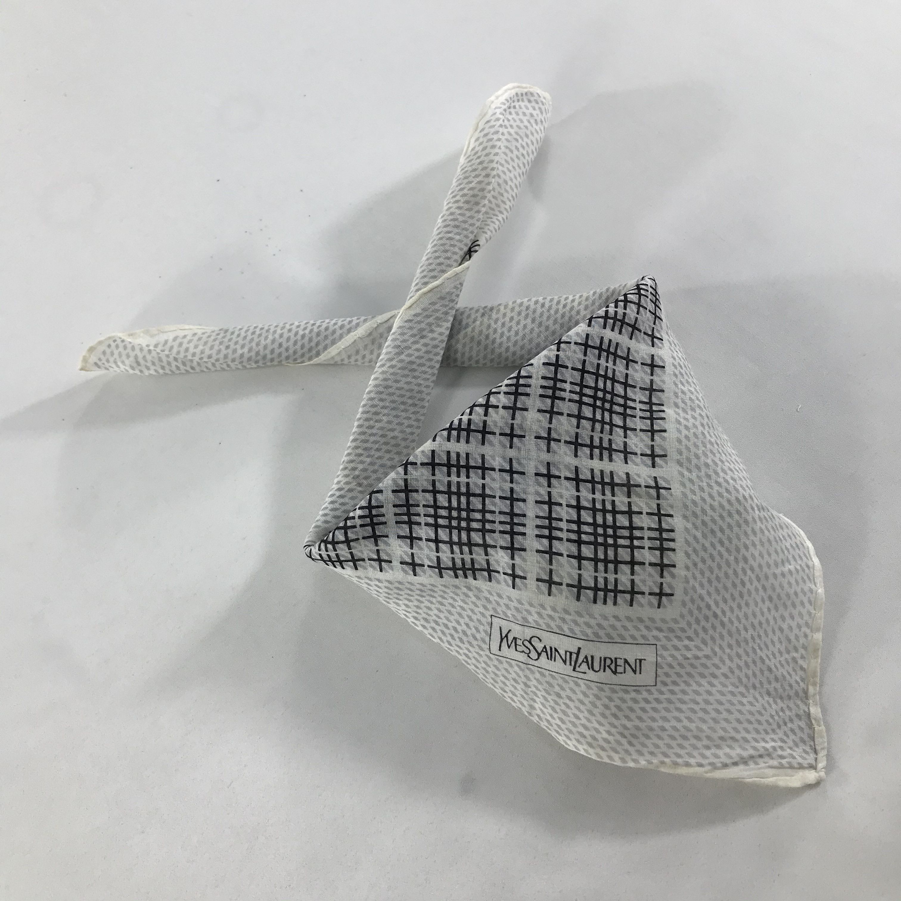Vintage × Yves Saint Laurent Yves Saint Laurent Bandana /Handkerchief/Neckerchief -S1694 Size ONE SIZE - 4 Thumbnail
