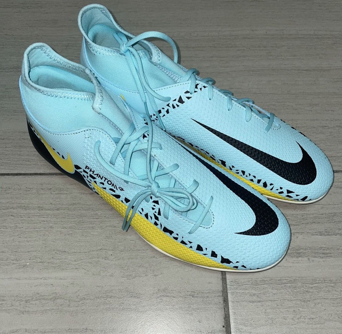 Nike Nike Phantom Cleats BRAND NEW Size US 10 / EU 43 - 1 Thumbnail