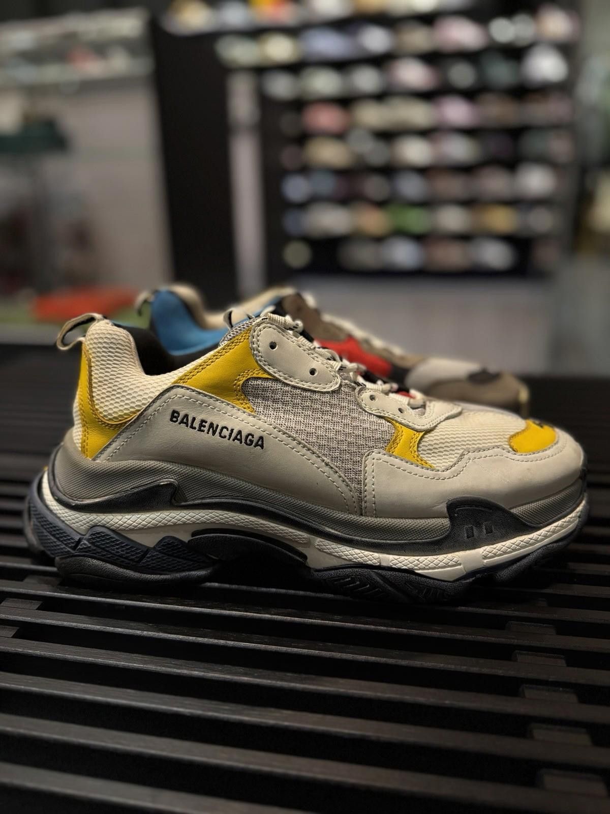 Balenciaga Balenciaga Triple S Men’s Multicolored Sneakers 44EU/11US Size US 11 / EU 44 - 1 Thumbnail