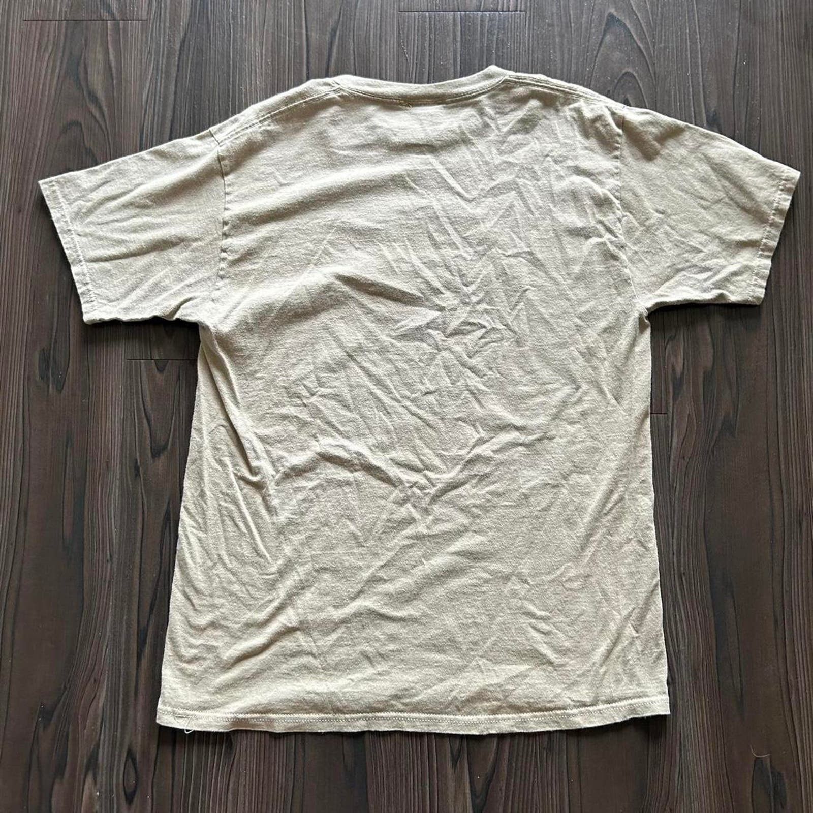 Vintage Y2k embroidered graphic tee Size US L / EU 52-54 / 3 - 3 Thumbnail