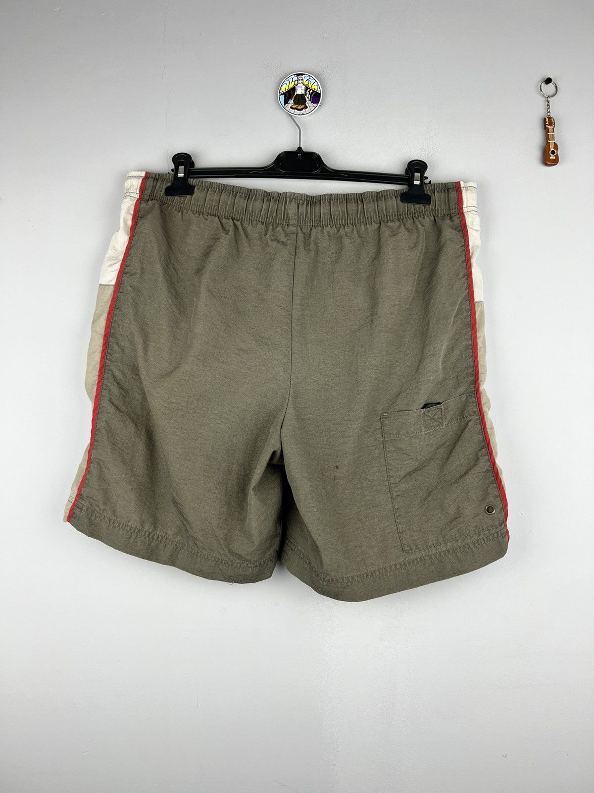 Nike × Vintage Nike Vintage Khaki Shorts sport nylon Size US 34 / EU 50 - 2 Thumbnail